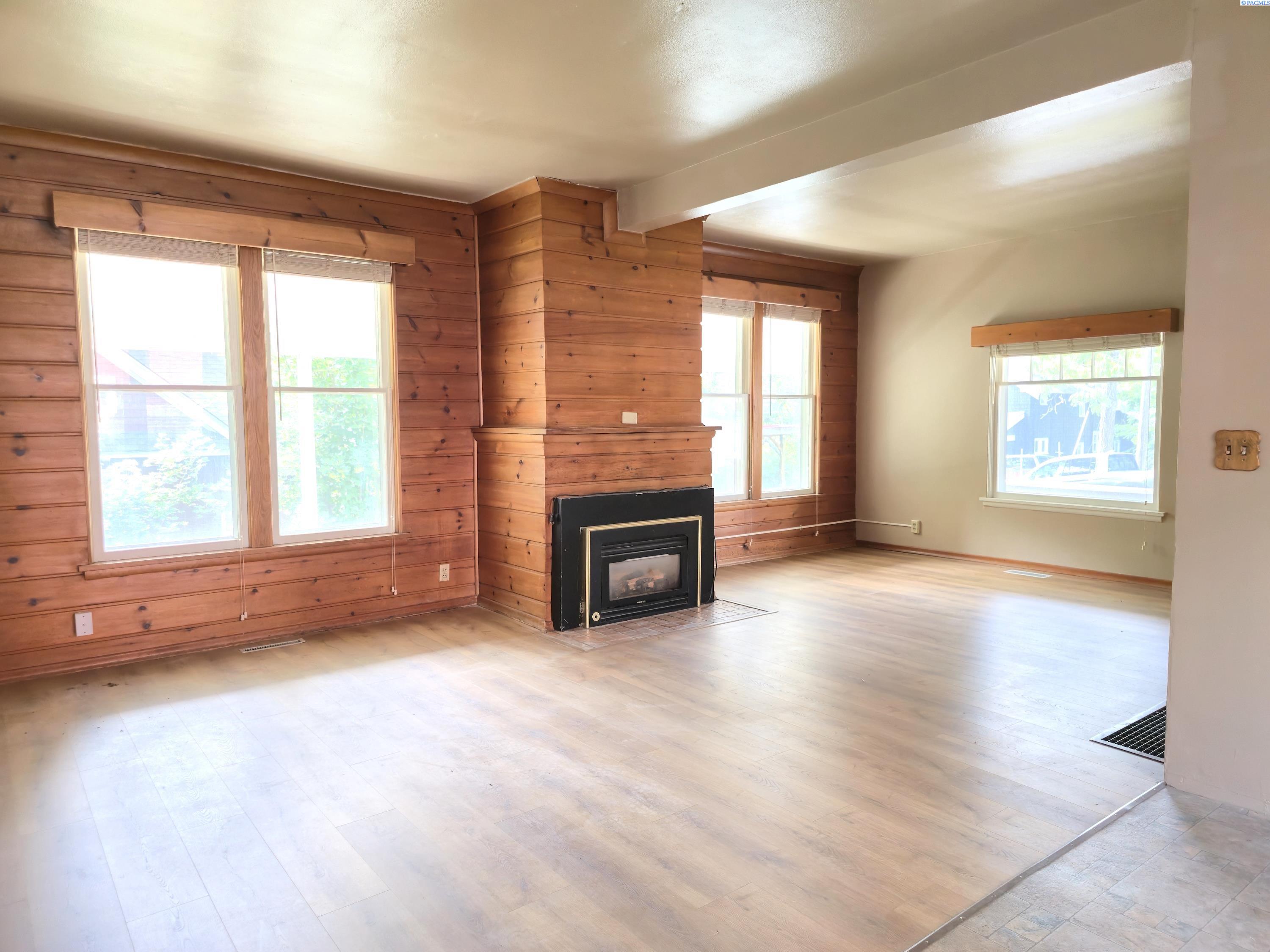 Photo 2 of Single family home for sale at 425 Ne Howard St, Pullman, WA 99163 | MLS# PAC296172 | Listing updated on 2026-10-24