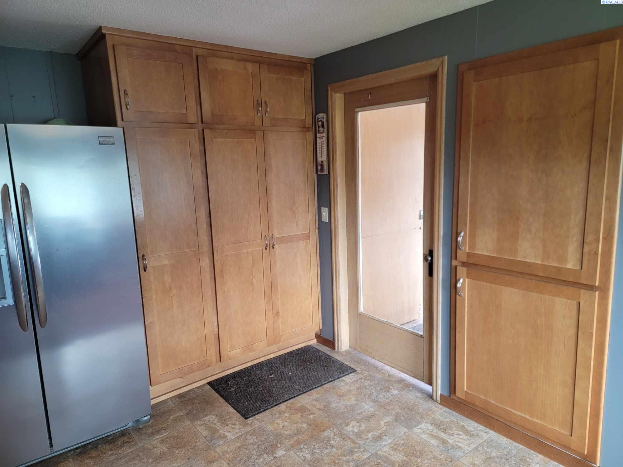 Photo 4 of Single family home for sale at 1971 Grandridge Rd, Grandview, WA 98930 | MLS# PAC296180 | Listing updated on 2026-10-07