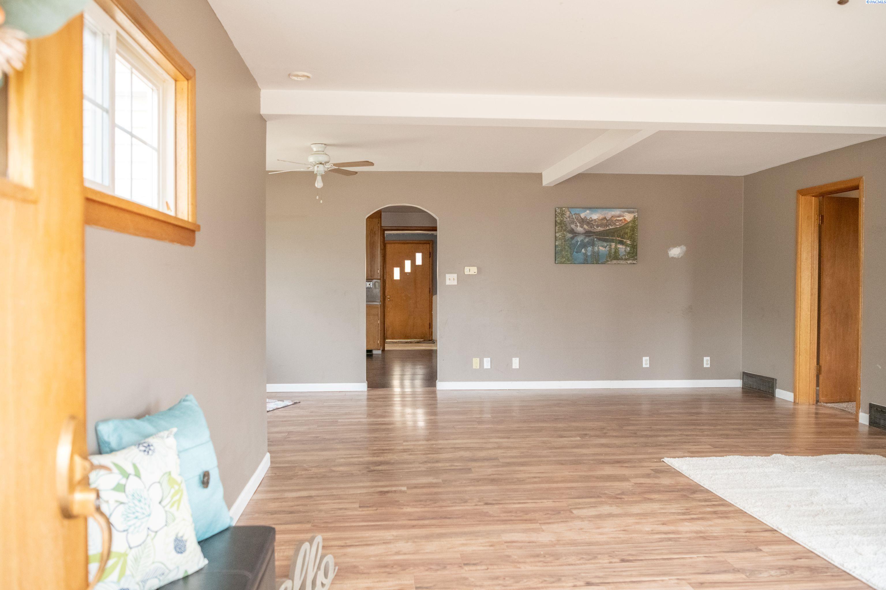 Photo 2 of Sale Pending at 110 E 6th Avenue, Ritzville, WA 99169 | MLS# PAC296183 | Listing updated on 2026-10-25