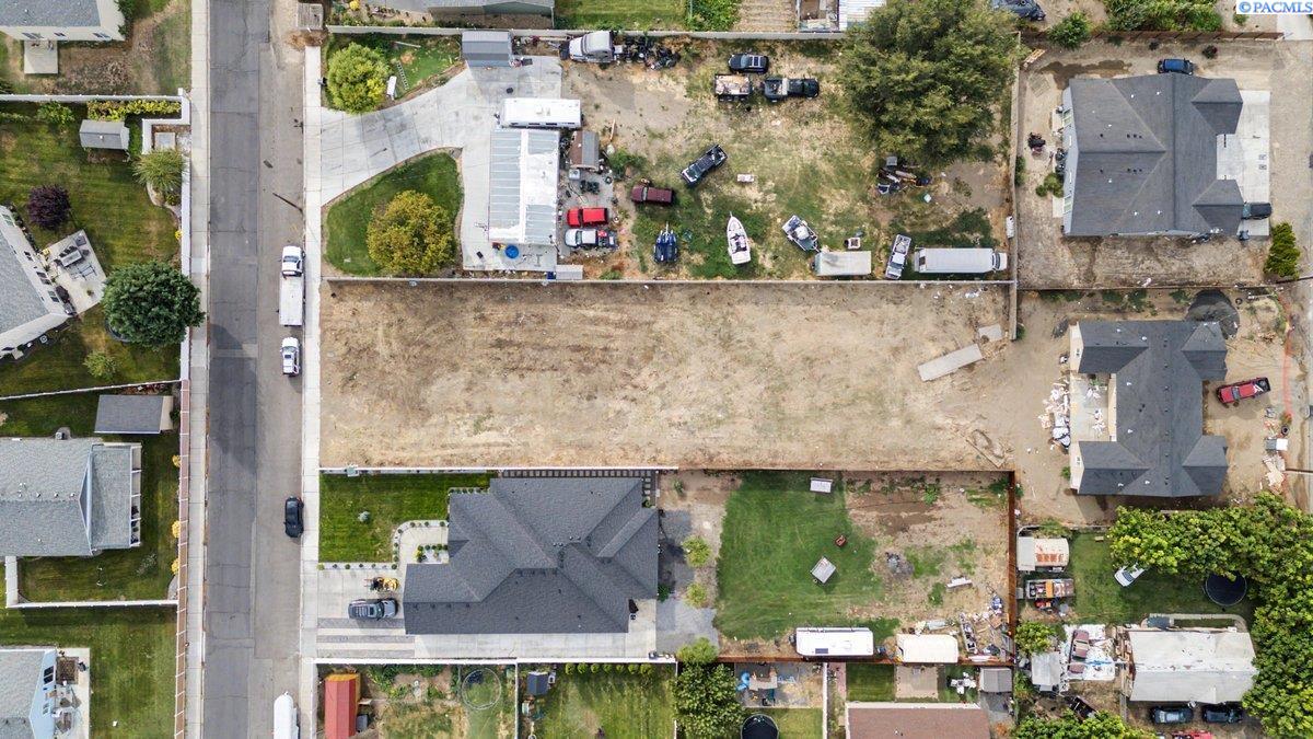 Photo 2 of Land for sale at 1420 South St, Sunnyside, WA 98944 | MLS# PAC296200 | Listing updated on 2026-09-30