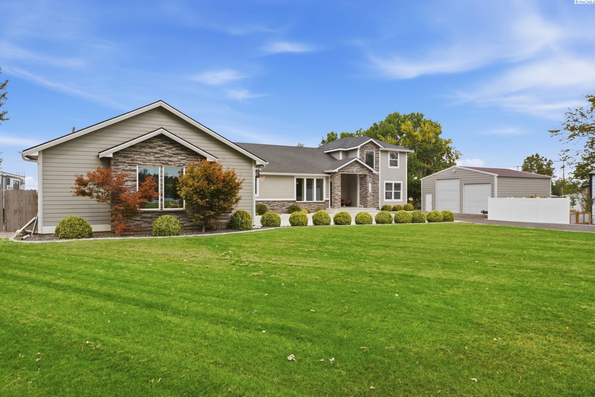 Photo 3 of Single family home for sale at 24508 S Oak St, Kennewick, WA 99337 | MLS# PAC296218 | Listing updated on 2026-09-12