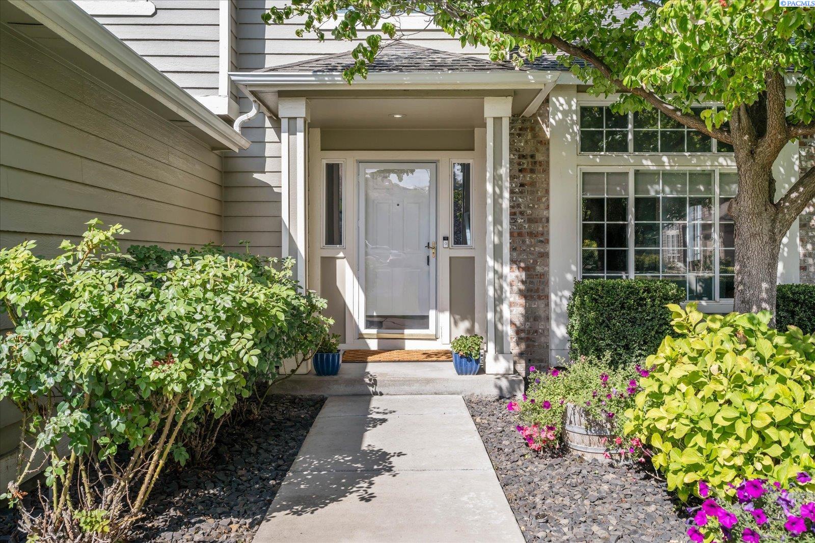 Photo 3 of Single family home for sale at 184 Newhaven Pl, Richland, WA 99352 | MLS# PAC296232 | Listing updated on 2026-09-22