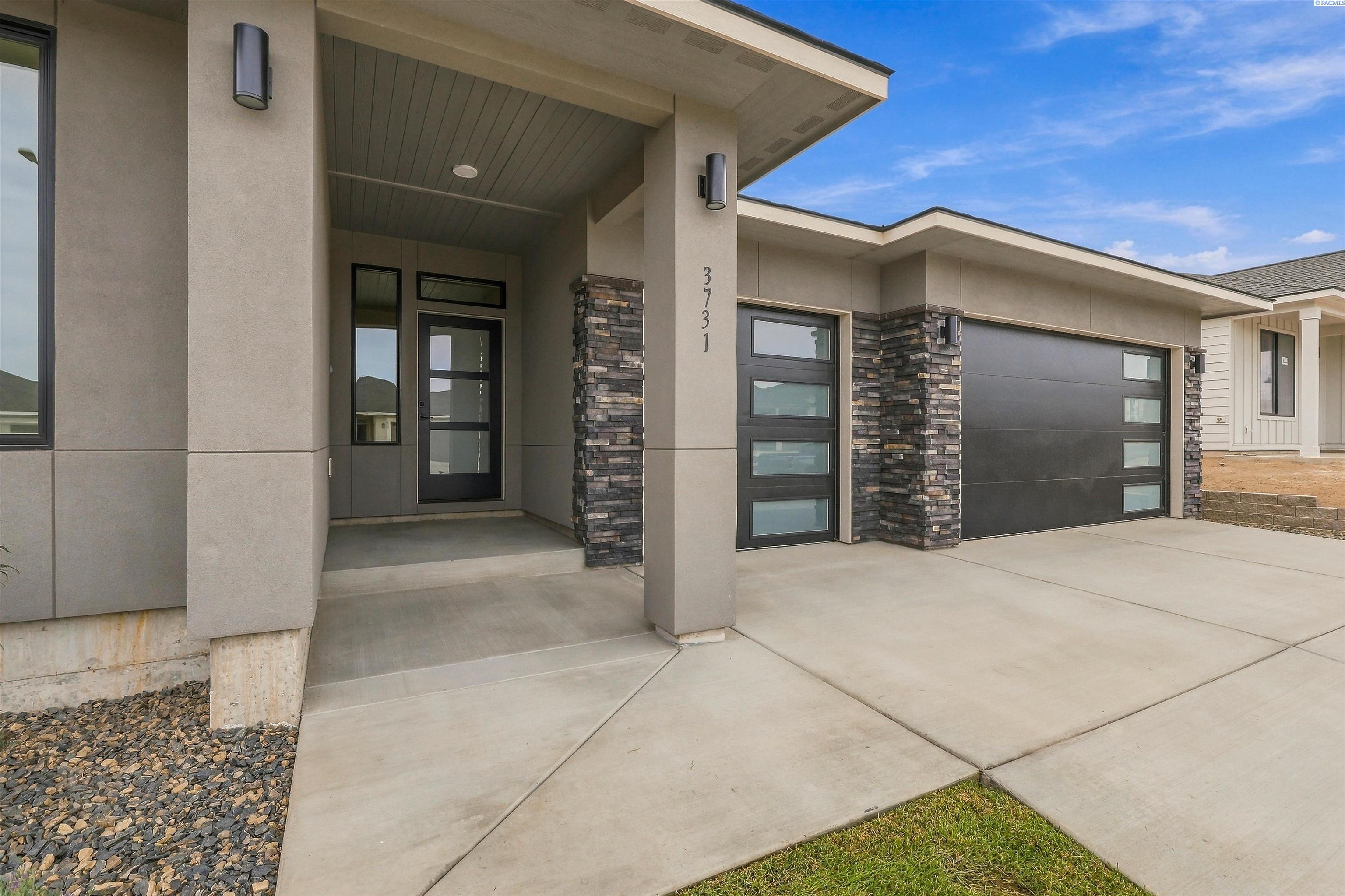 Photo 3 of Single family home for sale at 3731 Scout St, Richland, WA 99352 | MLS# PAC296235 | Listing updated on 2026-10-03