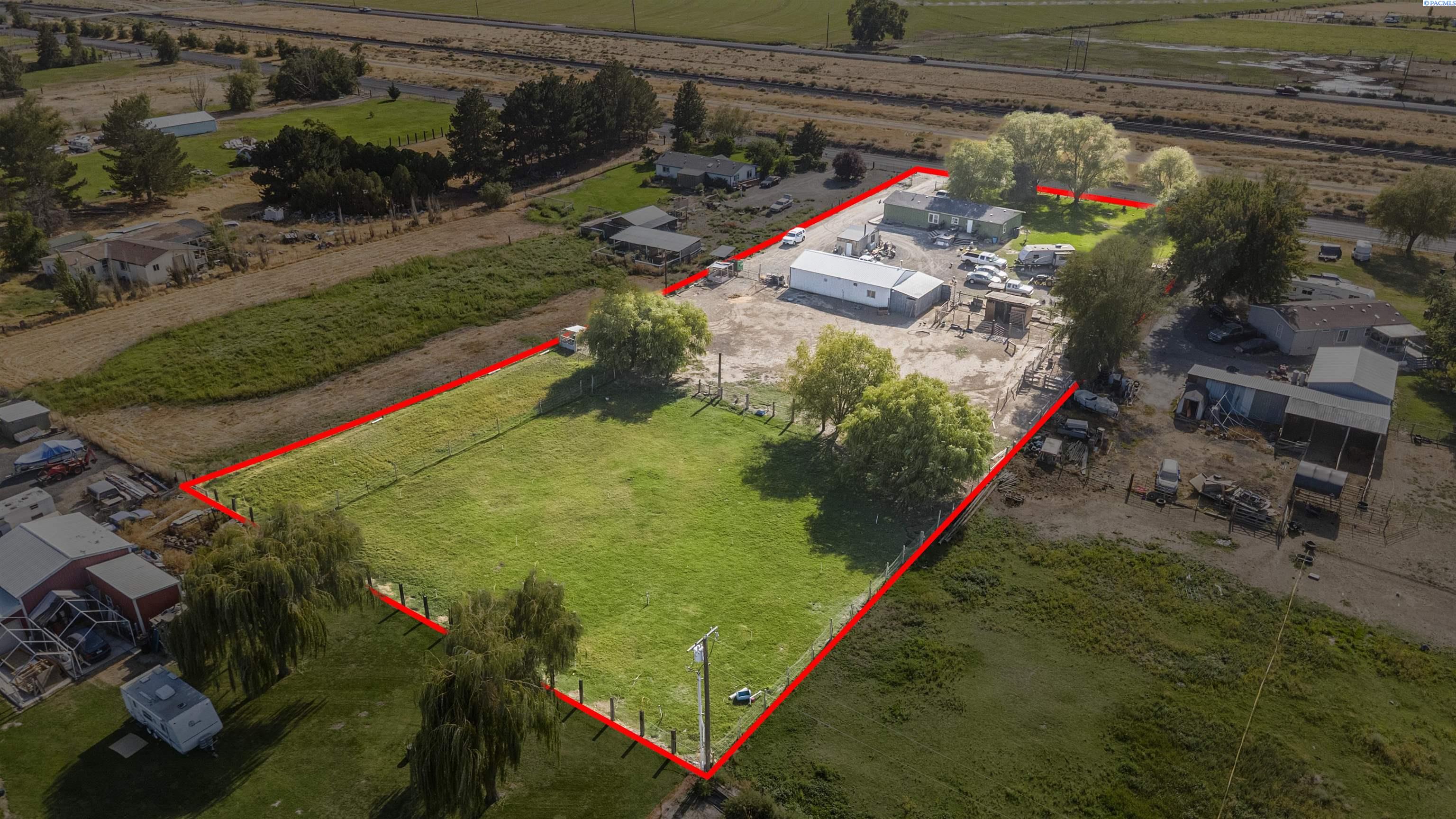 Manufactured home for sale at 3905 S Goose Gap Rd, Benton City, WA 99320 | MLS# PAC296237