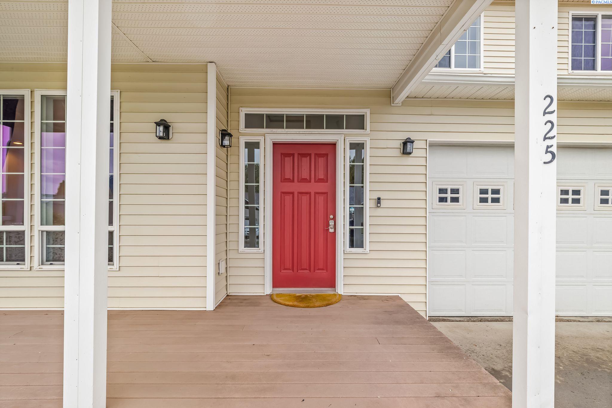 Photo 3 of Single family home for sale at 225 Sanna Ct, Pullman, WA 99163 | MLS# PAC296253 | Listing updated on 2026-10-09