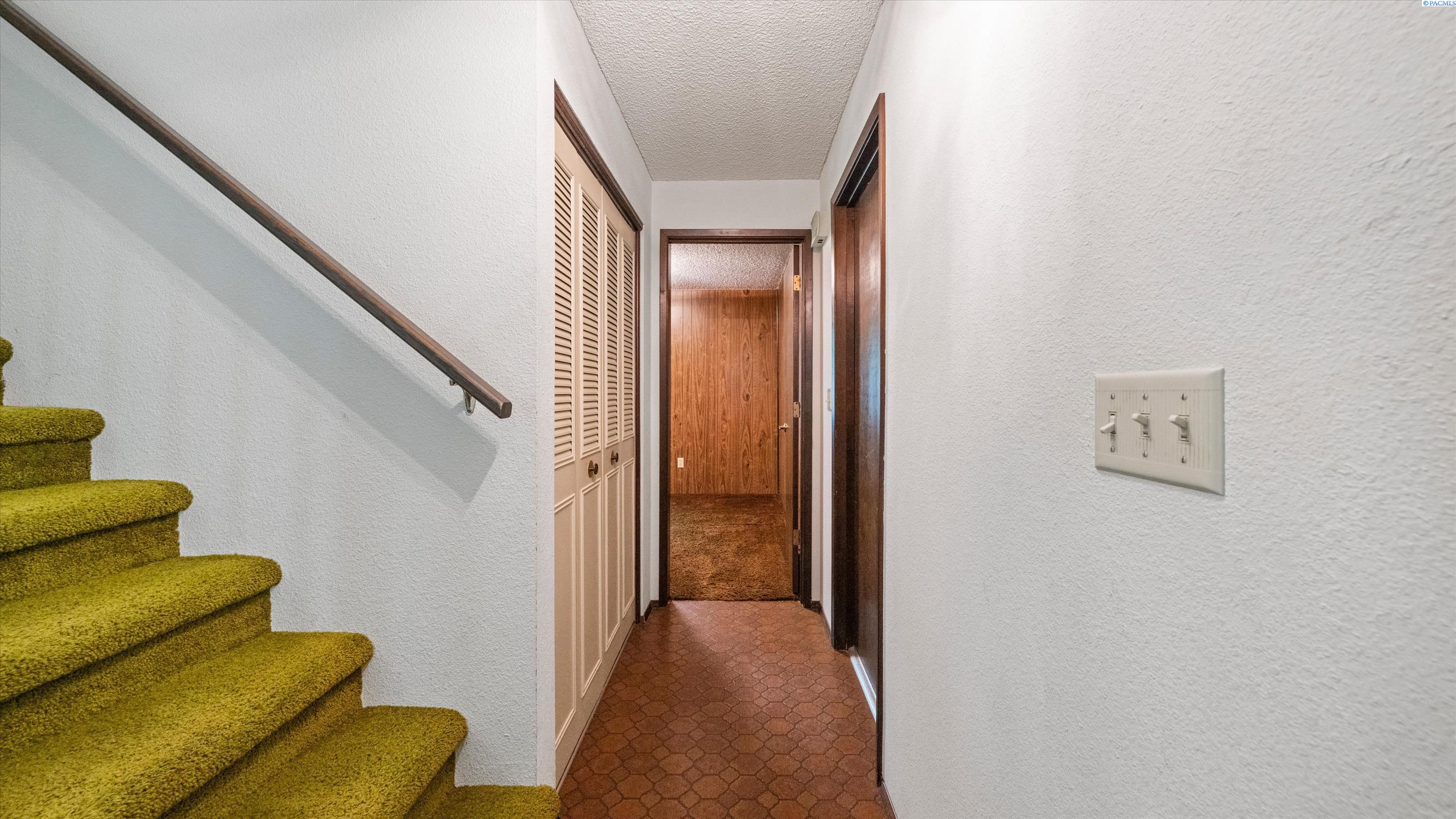 Photo 3 of Single family home for sale at 2519 Cordoba Ct, Richland, WA 99354 | MLS# PAC296260 | Listing updated on 2026-09-10