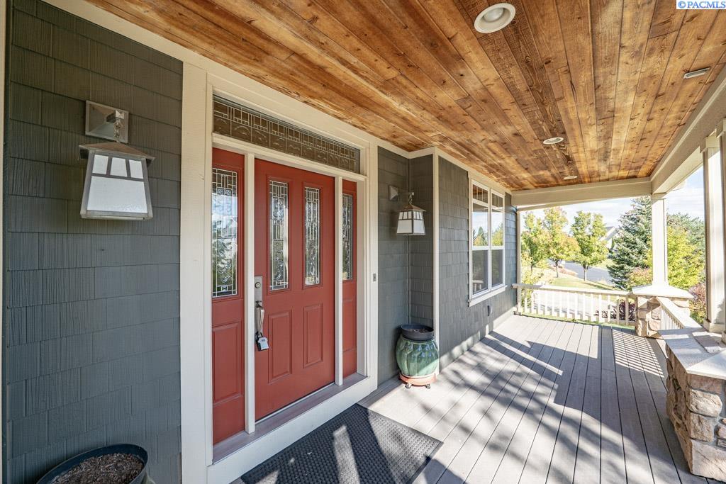 Photo 2 of Single family home for sale at 1720 Nw Nicole Ct, Pullman, WA 99163 | MLS# PAC296276 | Listing updated on 2026-09-10