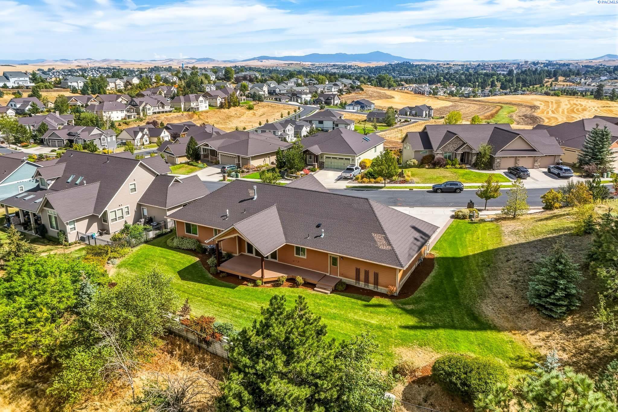 Photo 2 of Single family home for sale at 1875 Sw Barclay Ridge Dr, Pullman, WA 99163 | MLS# PAC296286 | Listing updated on 2026-10-09