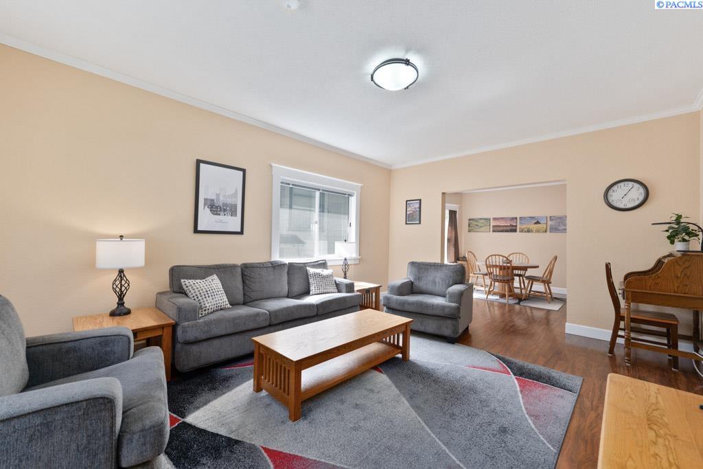 Photo 3 of Single family home for sale at 1015 Ne Lake St, Pullman, WA 99163 | MLS# PAC296294 | Listing updated on 2026-09-11