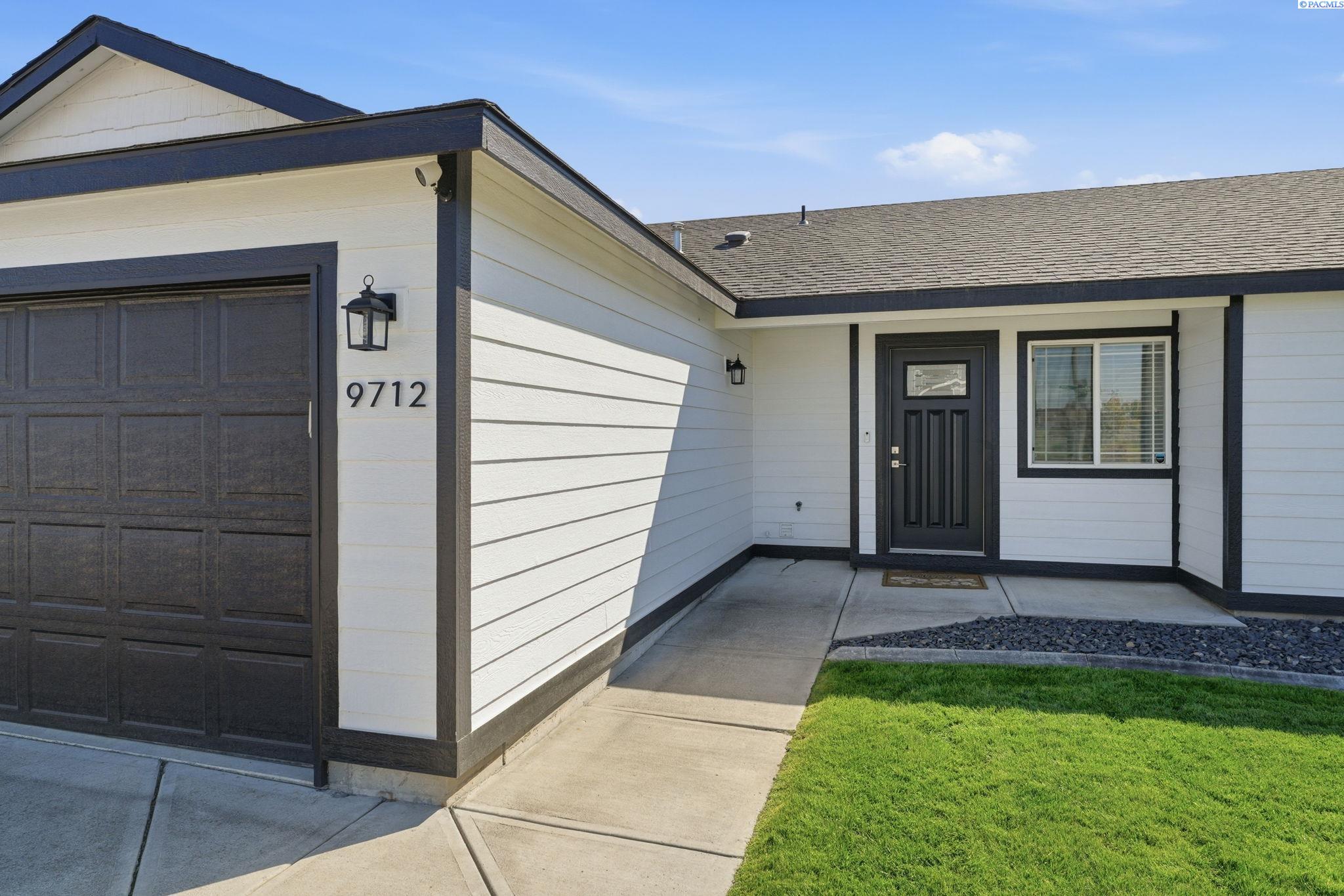 Photo 3 of Single family home for sale at 9712 Mustang Dr, Pasco, WA 99301 | MLS# PAC296298 | Listing updated on 2026-09-15