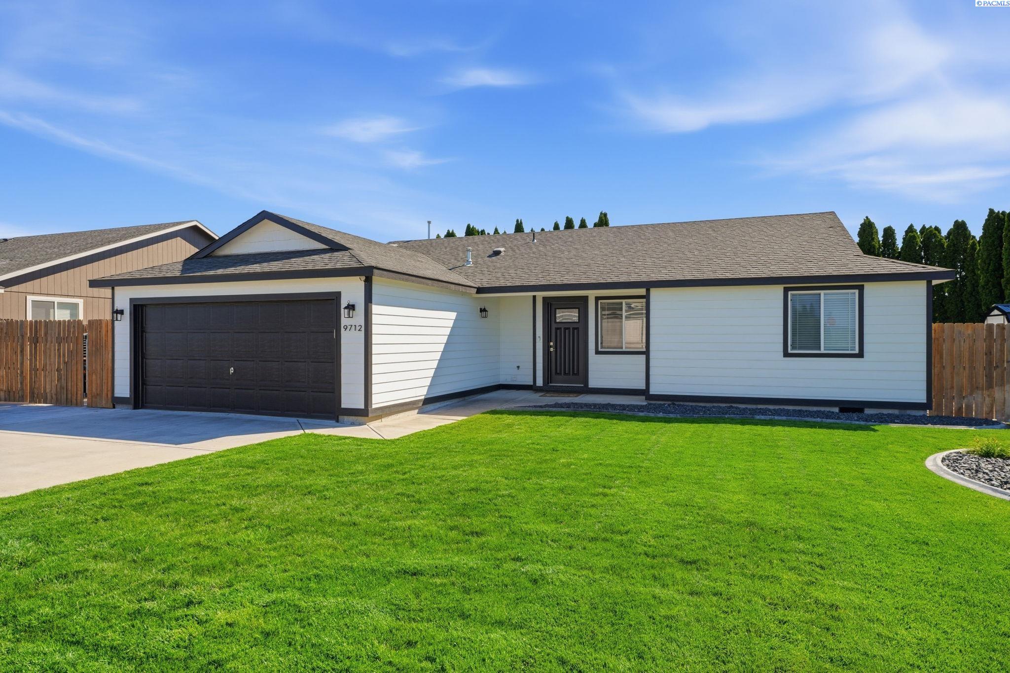 Photo 2 of Single family home for sale at 9712 Mustang Dr, Pasco, WA 99301 | MLS# PAC296298 | Listing updated on 2026-09-15