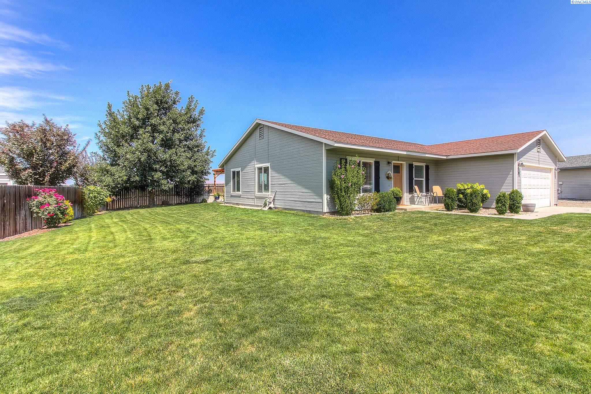 Photo 1 of Single family home for sale at 120 Sw Malibu Dr, Prosser, WA 99350 | MLS# PAC296300 | Listing updated on 2026-10-02