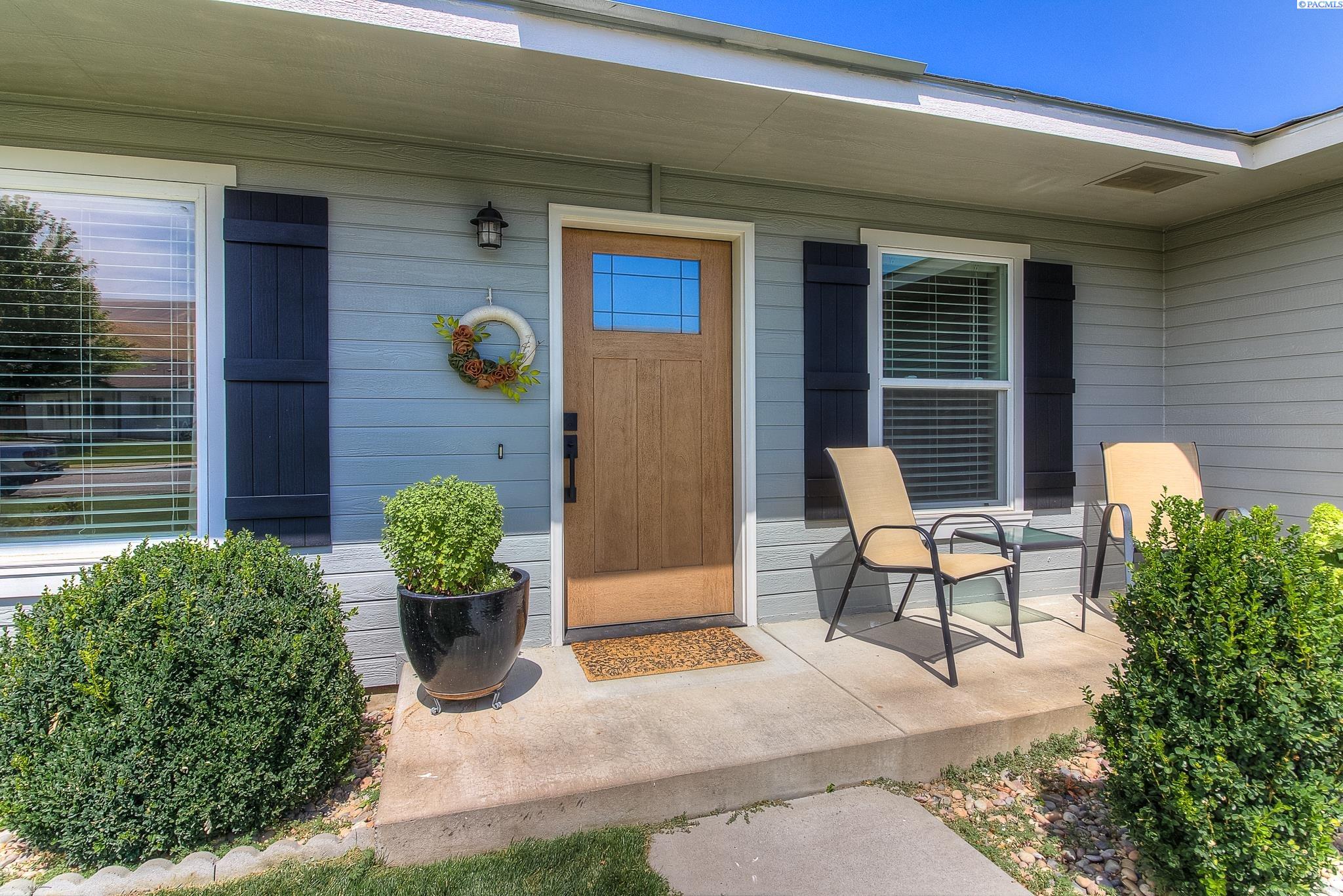 Photo 2 of Single family home for sale at 120 Sw Malibu Dr, Prosser, WA 99350 | MLS# PAC296300 | Listing updated on 2026-10-02