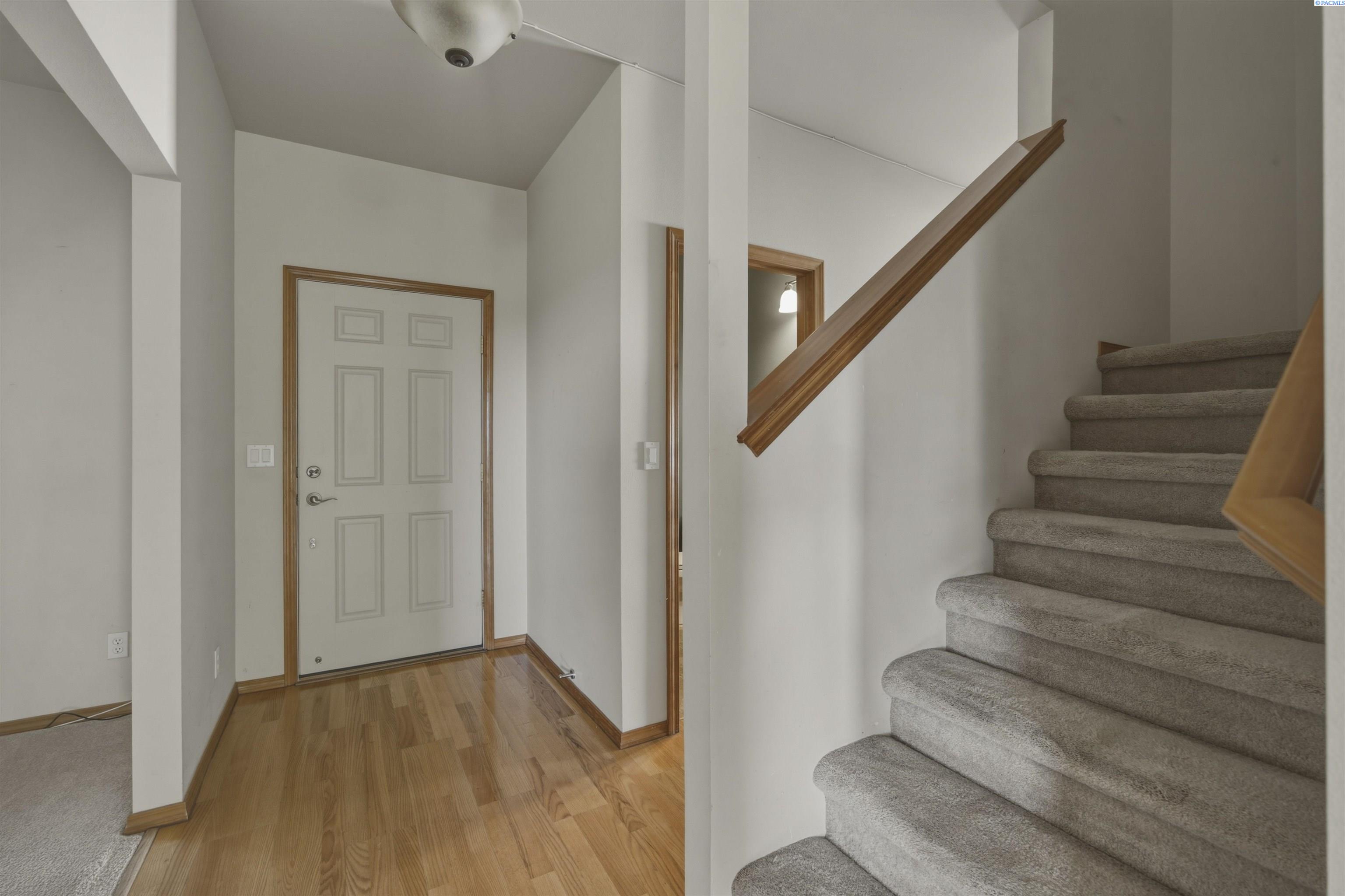 Photo 3 of Single family home for sale at 522 Charbonneau Dr, Richland, WA 99352 | MLS# PAC296314 | Listing updated on 2026-10-26