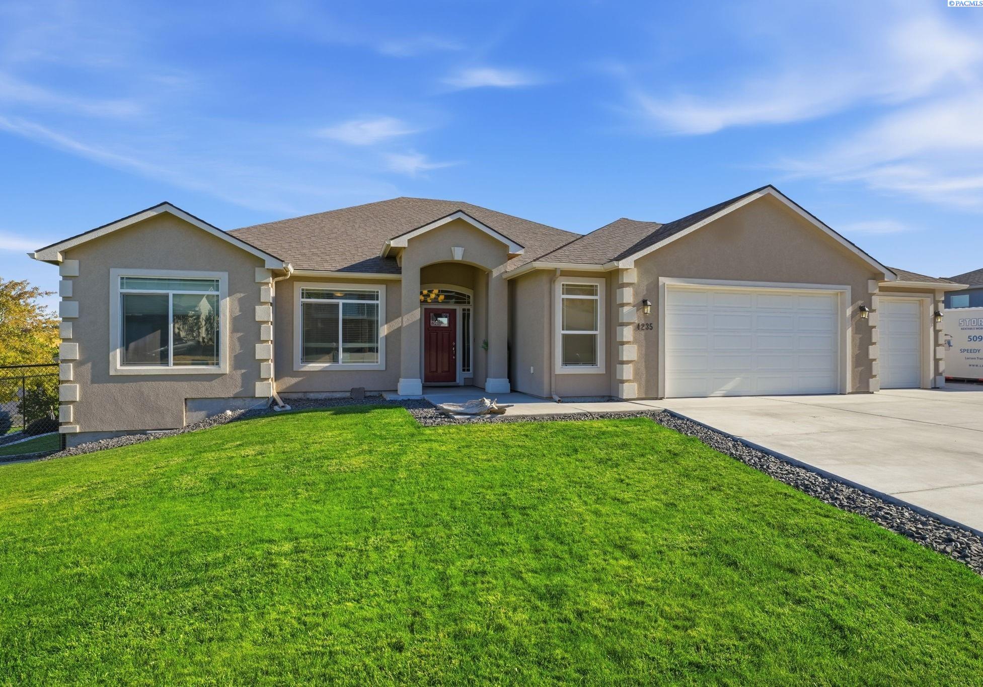 Photo 2 of Single family home for sale at 4235 Maple Ln, West Richland, WA 99353 | MLS# PAC296333 | Listing updated on 2026-09-29
