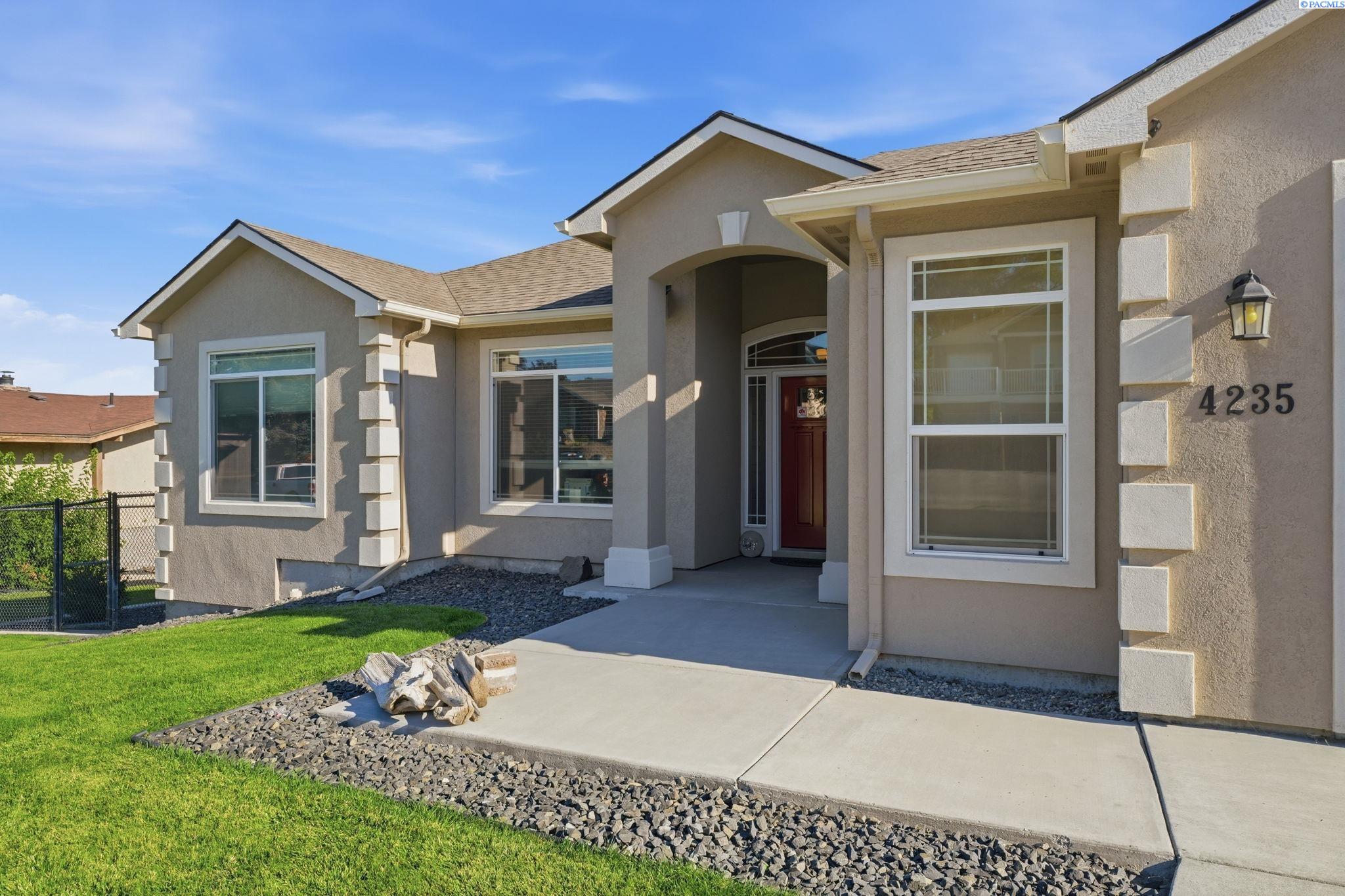 Photo 3 of Single family home for sale at 4235 Maple Ln, West Richland, WA 99353 | MLS# PAC296333 | Listing updated on 2026-09-29
