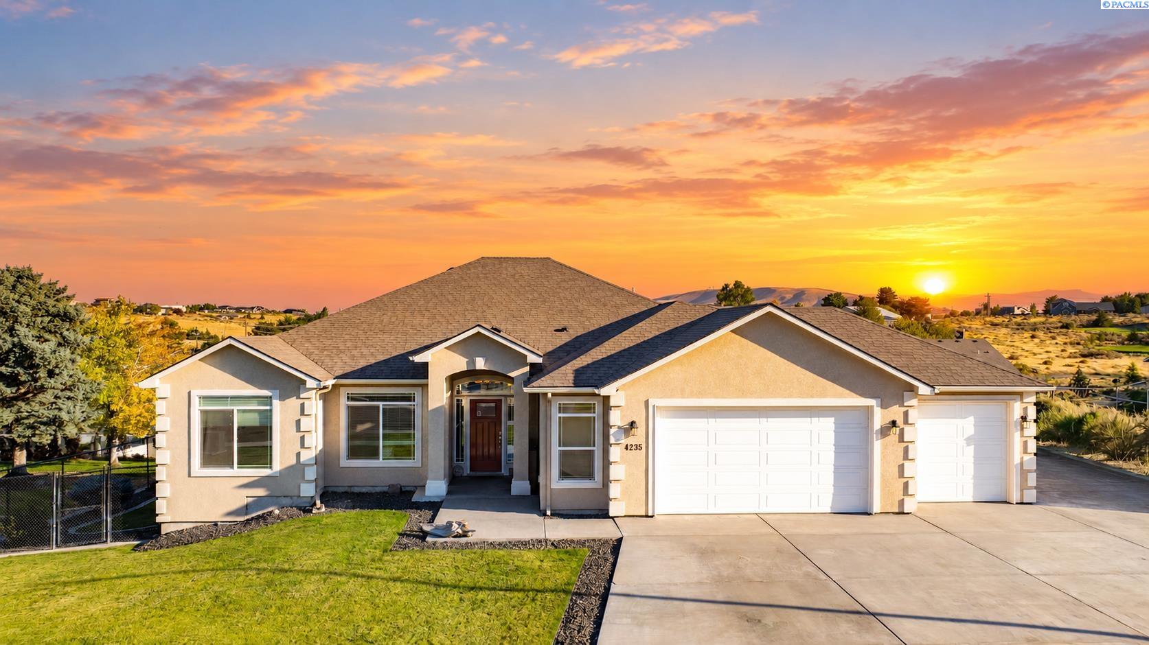 Photo 1 of Single family home for sale at 4235 Maple Ln, West Richland, WA 99353 | MLS# PAC296333 | Listing updated on 2026-09-29