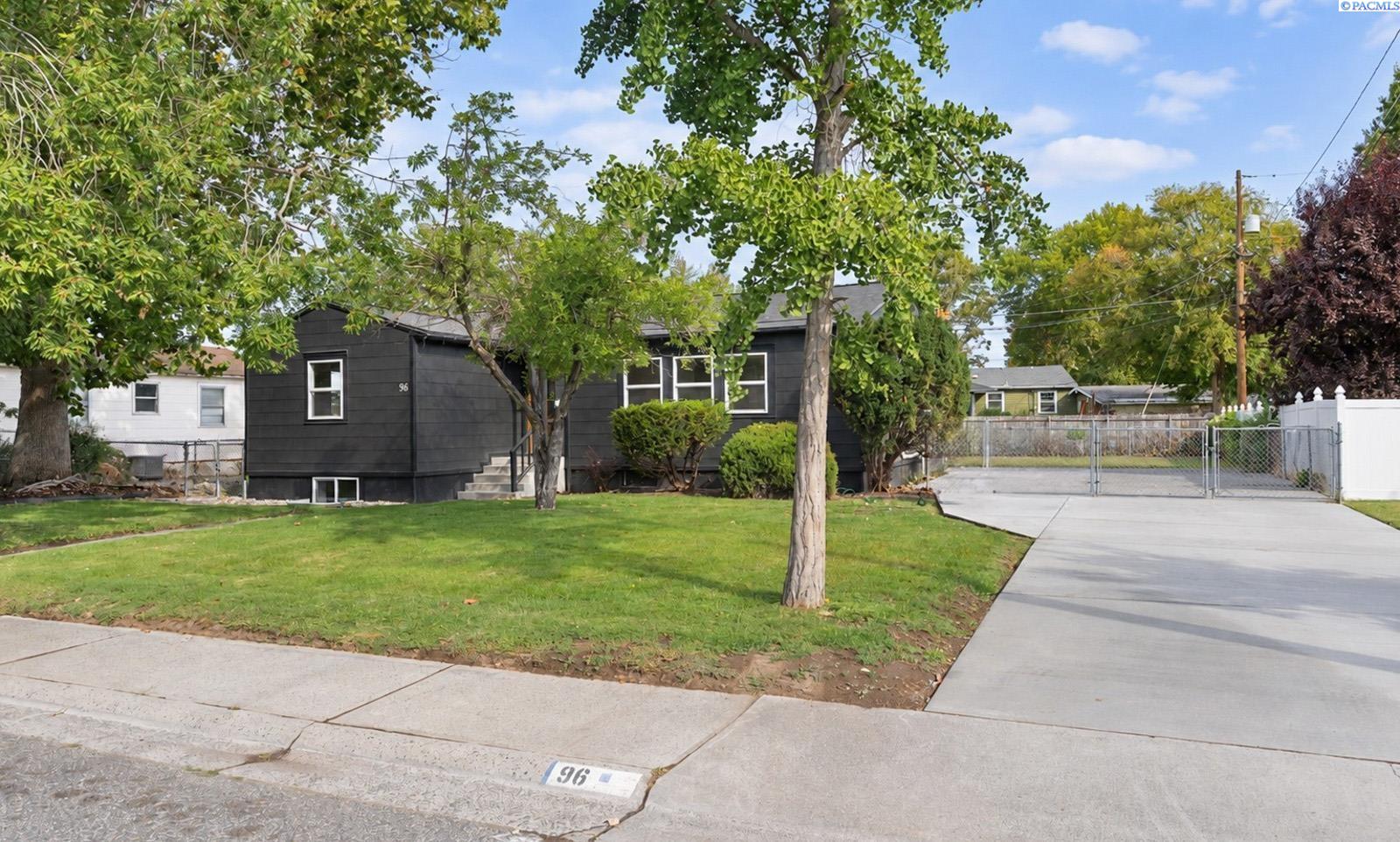 Photo 2 of Single family home for sale at 96 Waldron St, Richland, WA 99354 | MLS# PAC296340 | Listing updated on 2026-10-07