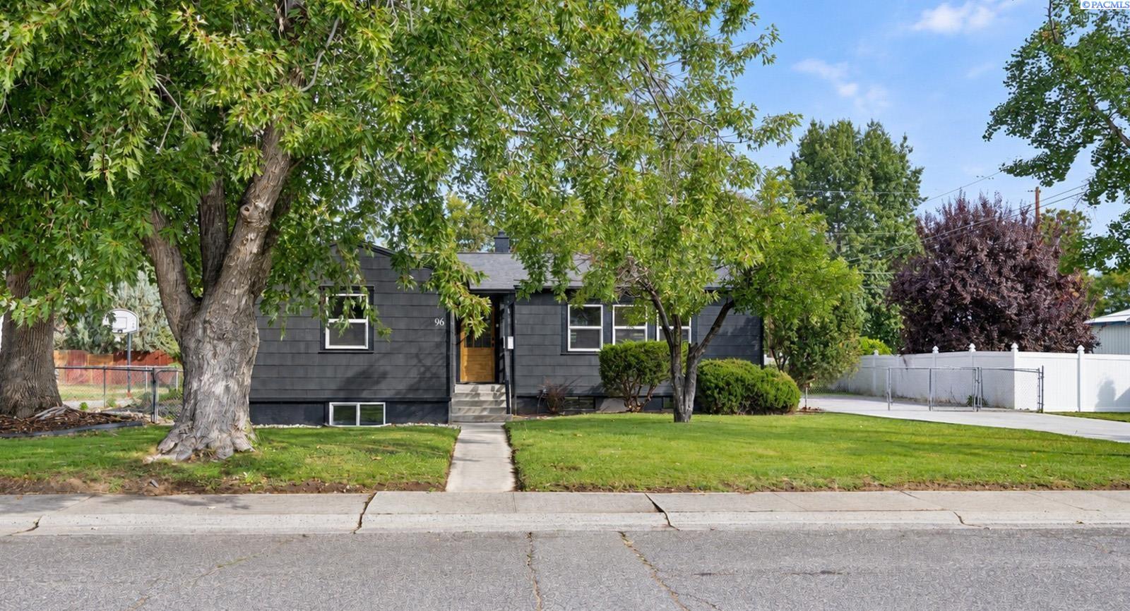 Photo 1 of Single family home for sale at 96 Waldron St, Richland, WA 99354 | MLS# PAC296340 | Listing updated on 2026-10-07