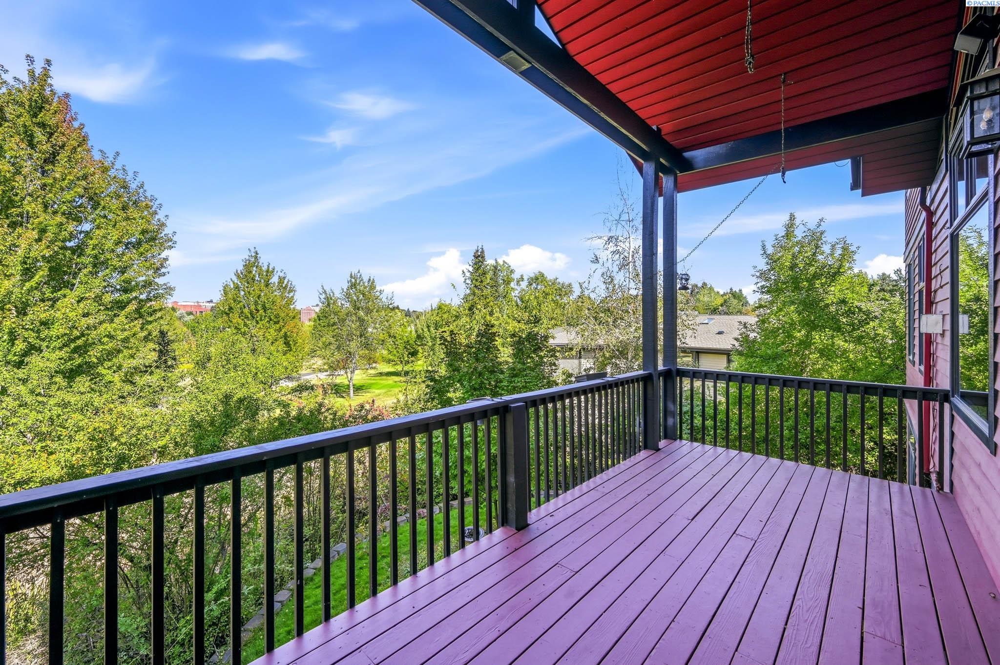 Photo 2 of Single family home for sale at 620 Se Edge Knoll Dr, Pullman, WA 99163 | MLS# PAC296353 | Listing updated on 2026-09-13