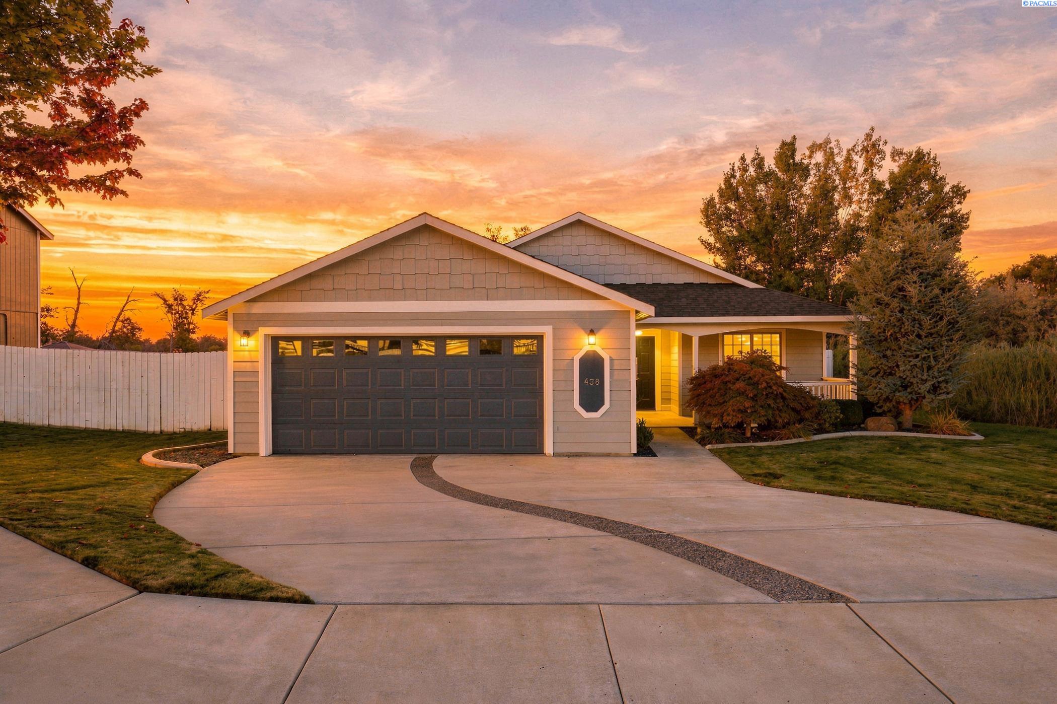 Photo 3 of Single family home for sale at 438 Charbonneau Dr, Richland, WA 99352 | MLS# PAC296371 | Listing updated on 2026-10-12
