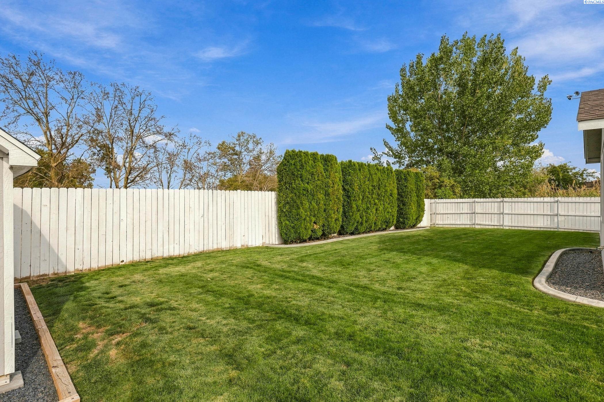Photo 4 of Single family home for sale at 438 Charbonneau Dr, Richland, WA 99352 | MLS# PAC296371 | Listing updated on 2026-10-12