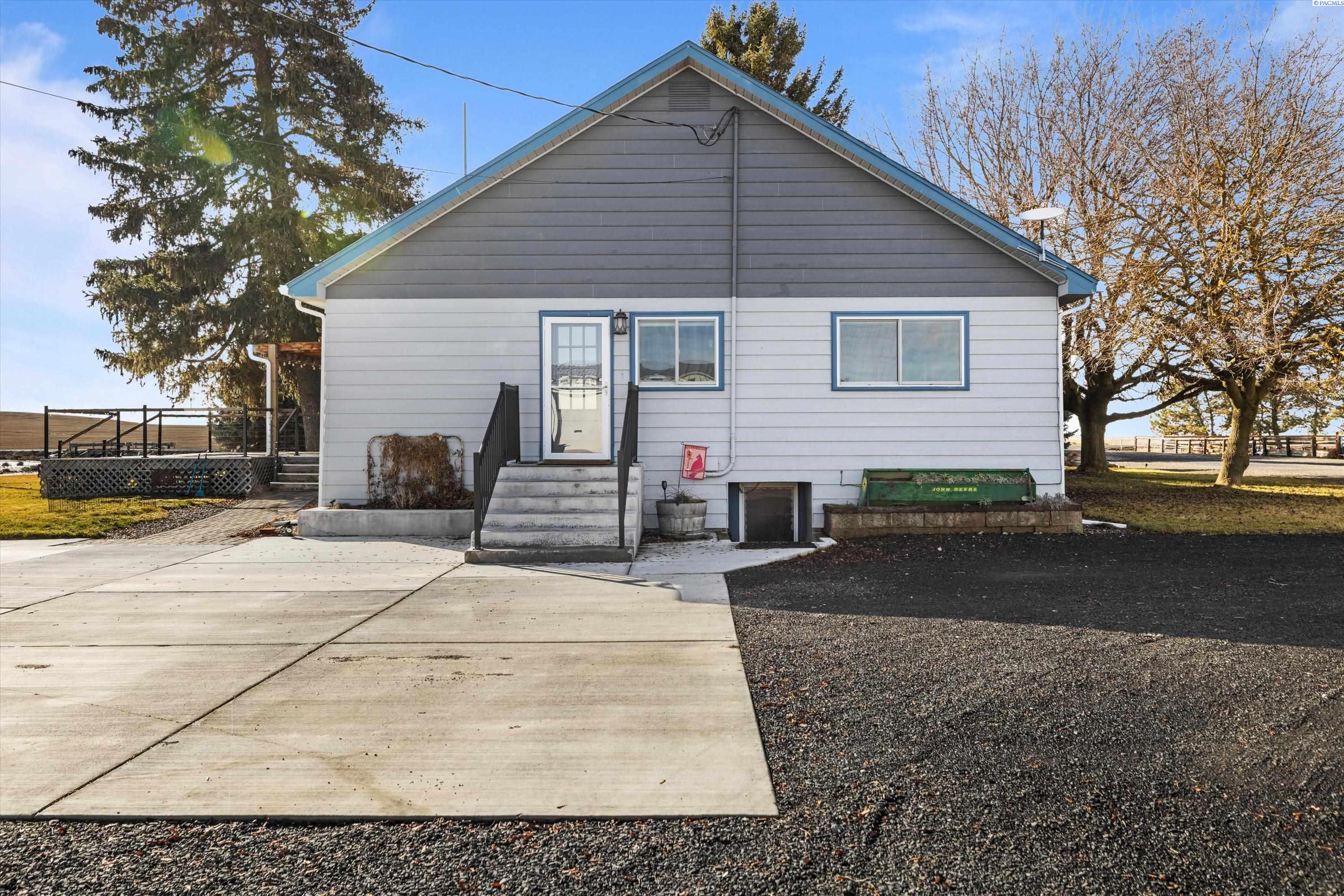 Photo 2 of Single family home for sale at 2082 E Neergaard Rd, Ritzville, WA 99169 | MLS# PAC296397 | Listing updated on 2026-09-15