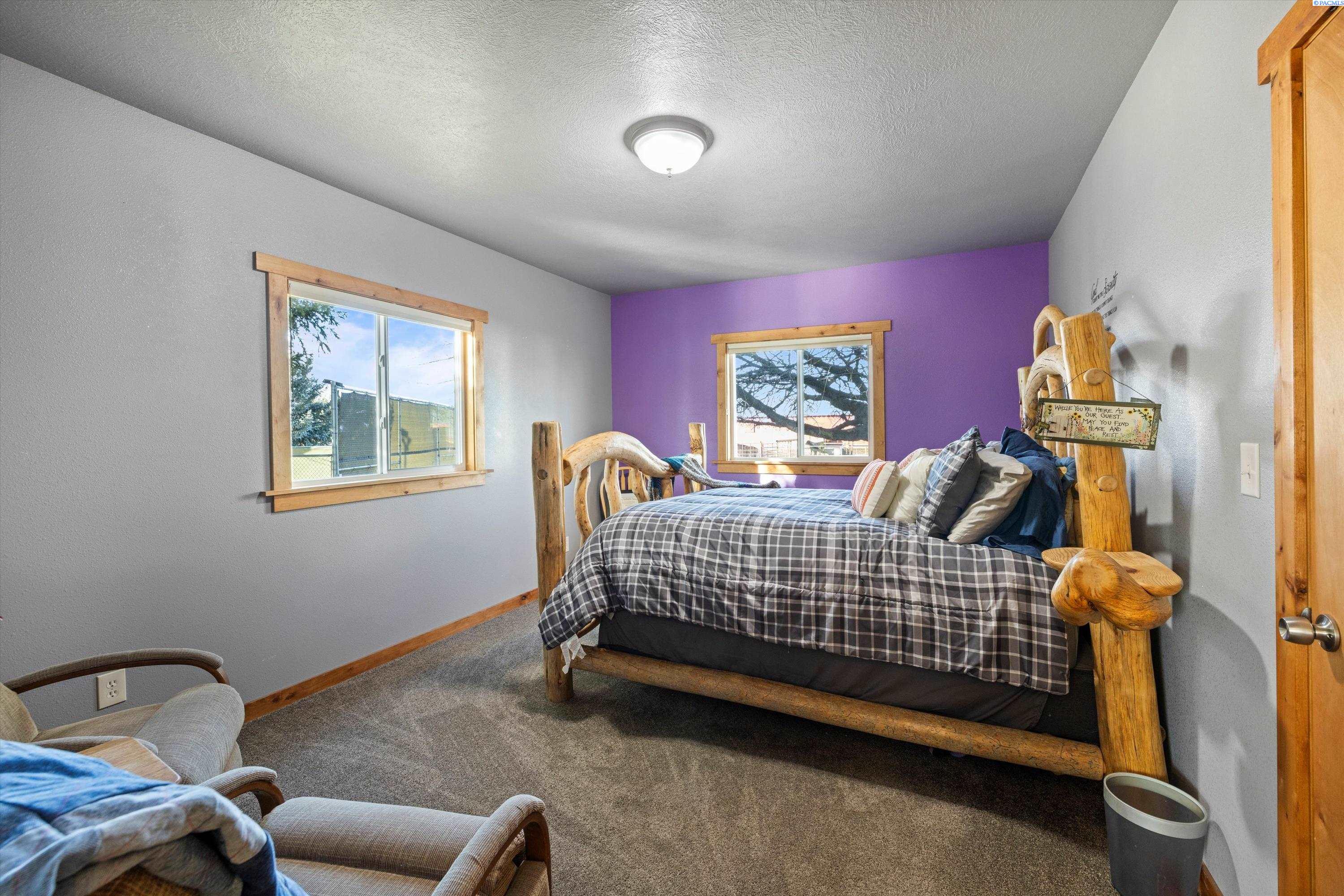 Photo 4 of Single family home for sale at 2082 E Neergaard Rd, Ritzville, WA 99169 | MLS# PAC296397 | Listing updated on 2026-09-15