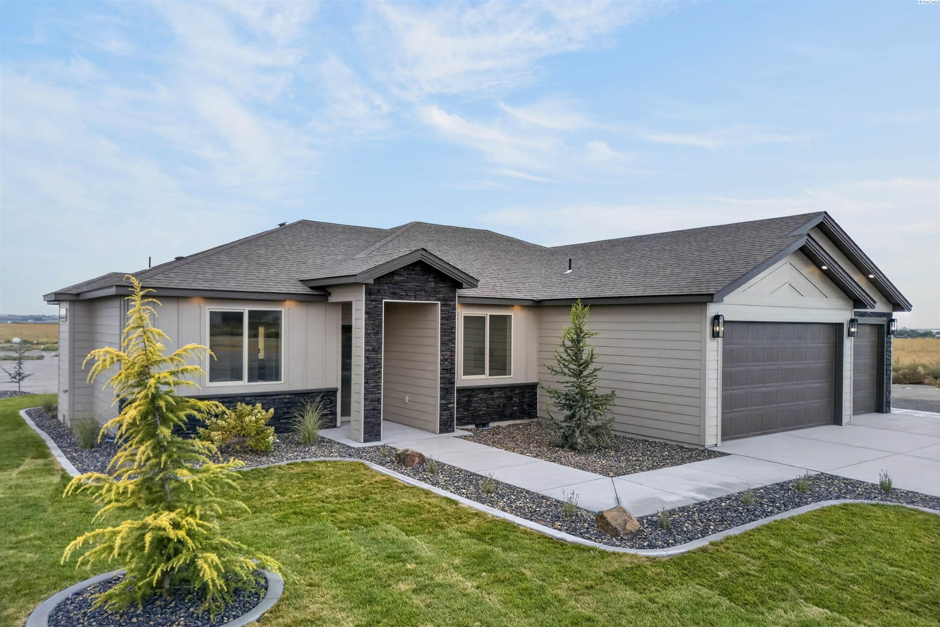 Photo 3 of Single family home for sale at 5519 Redtail Dr, Pasco, WA 99301 | MLS# PAC296408 | Listing updated on 2026-09-27