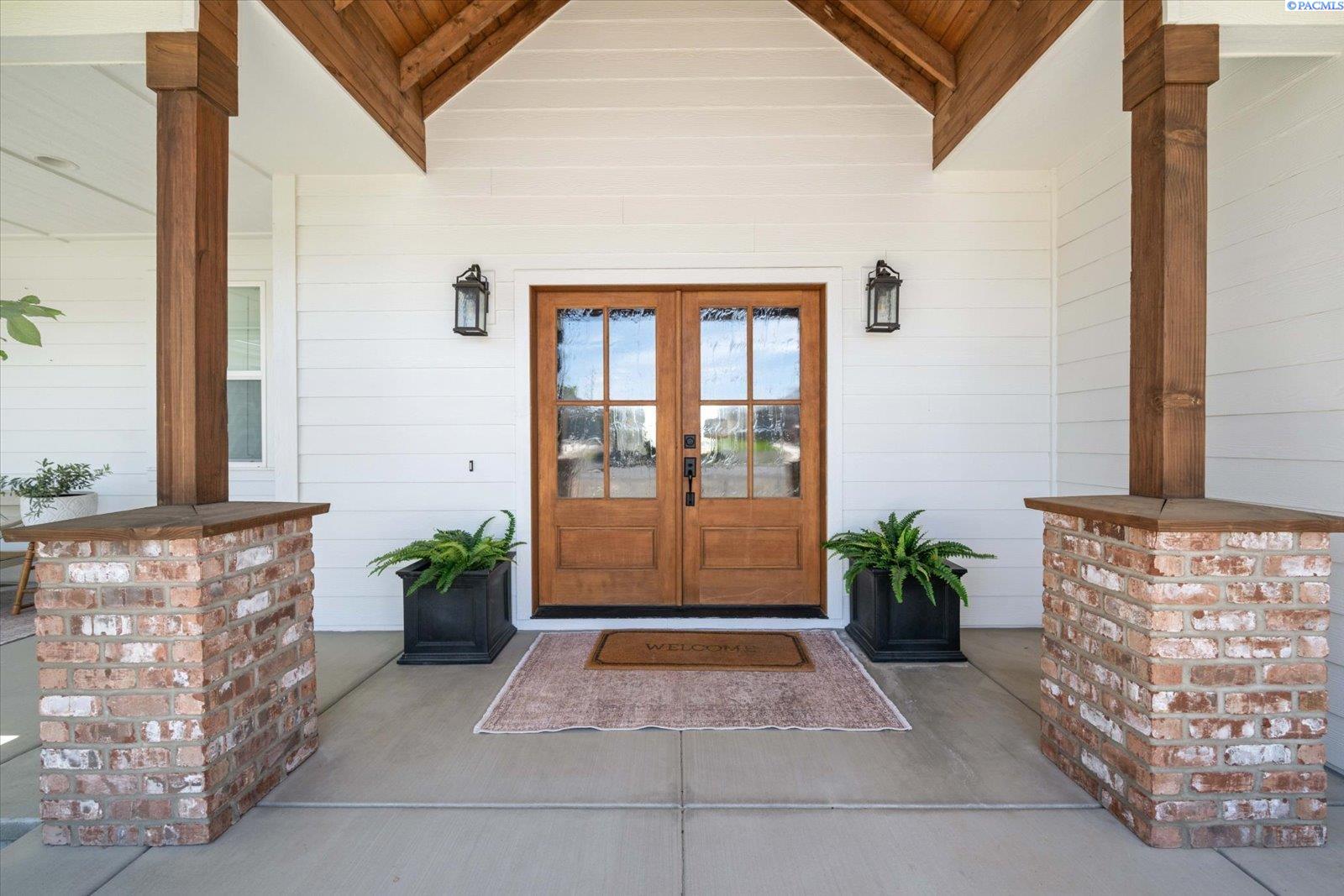 Photo 2 of Single family home for sale at 83204 E Sagebrush Rd, Kennewick, WA 99338 | MLS# PAC296417 | Listing updated on 2026-09-16