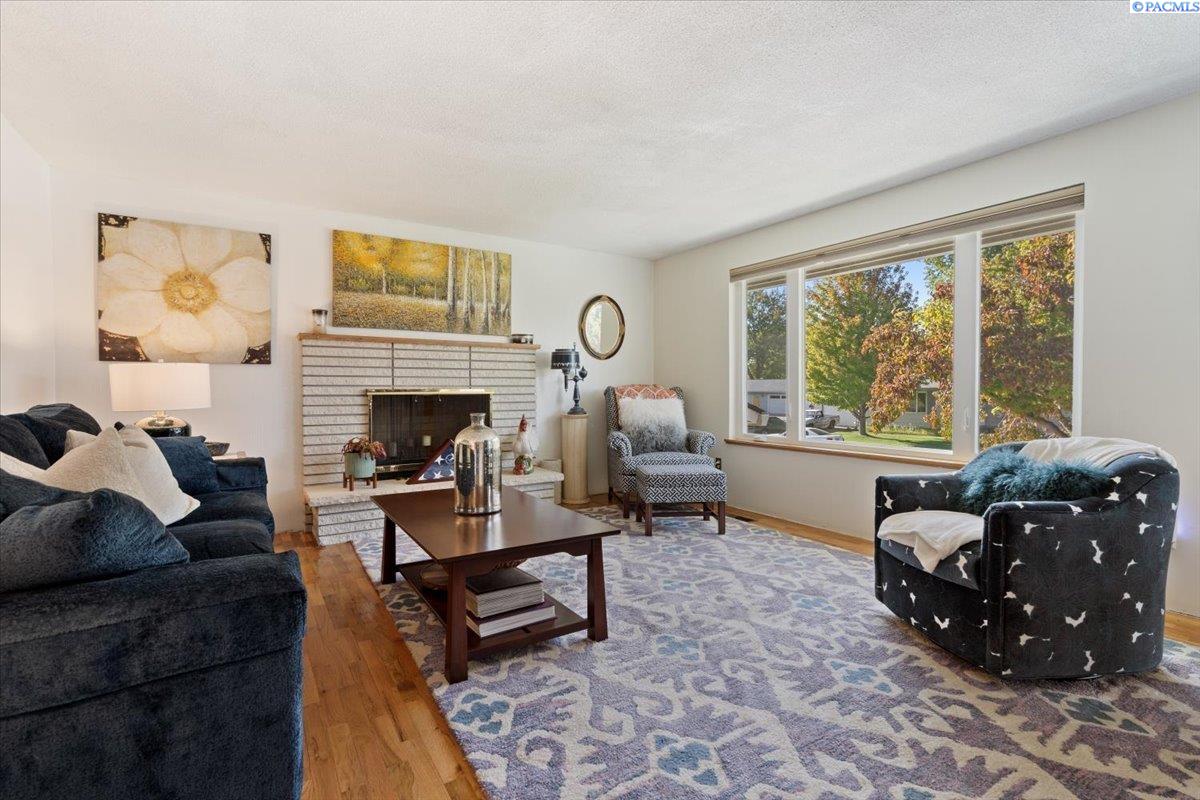 Photo 4 of Single family home for sale at 1441 Arbor St, Richland, WA 99352 | MLS# PAC296422 | Listing updated on 2026-09-22