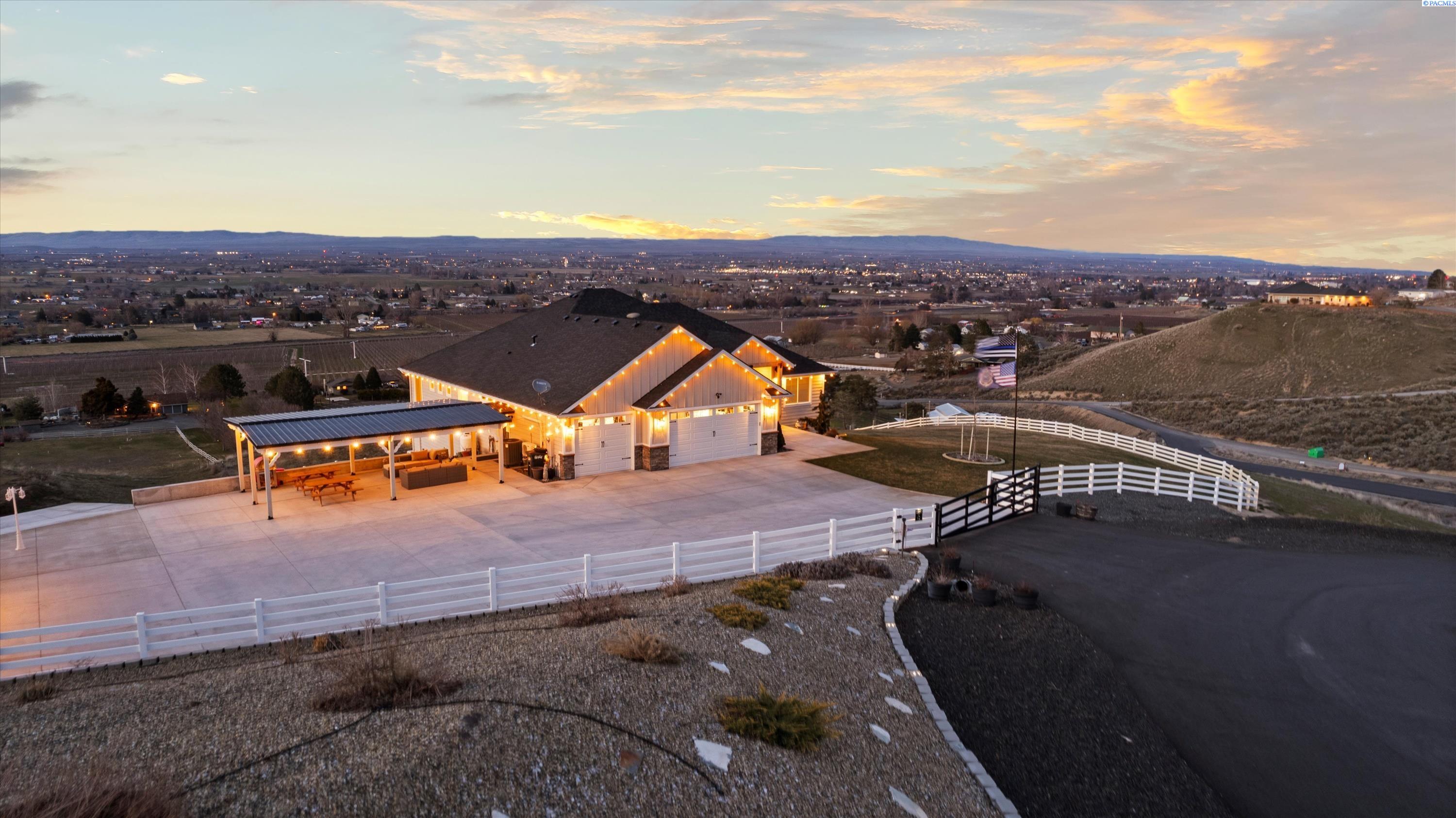 Photo 4 of Single family home for sale at 21902 S 1522 Prairie SW, Prosser, WA 99350 | MLS# PAC296433 | Listing updated on 2026-09-16
