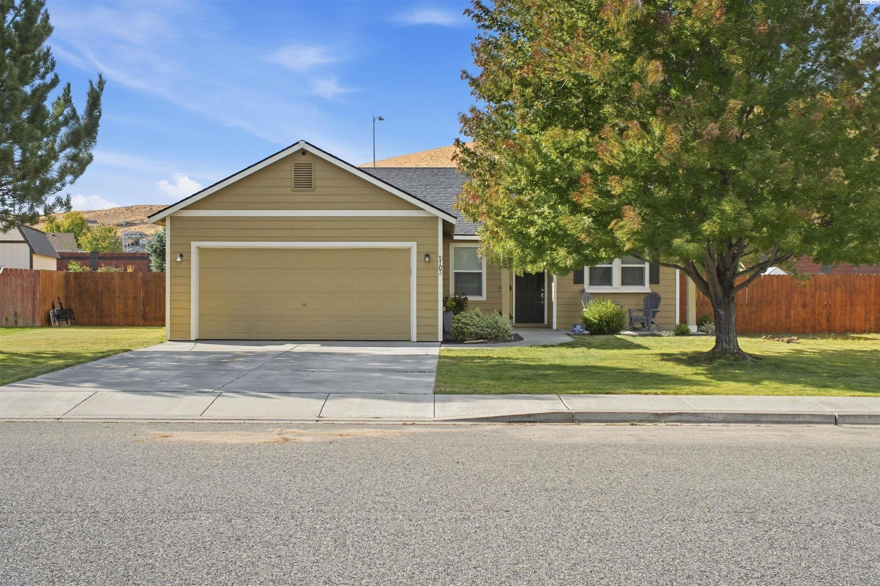 Photo 2 of Single family home for sale at 5103 Pinehurst St, West Richland, WA 99353 | MLS# PAC296448 | Listing updated on 2026-09-30