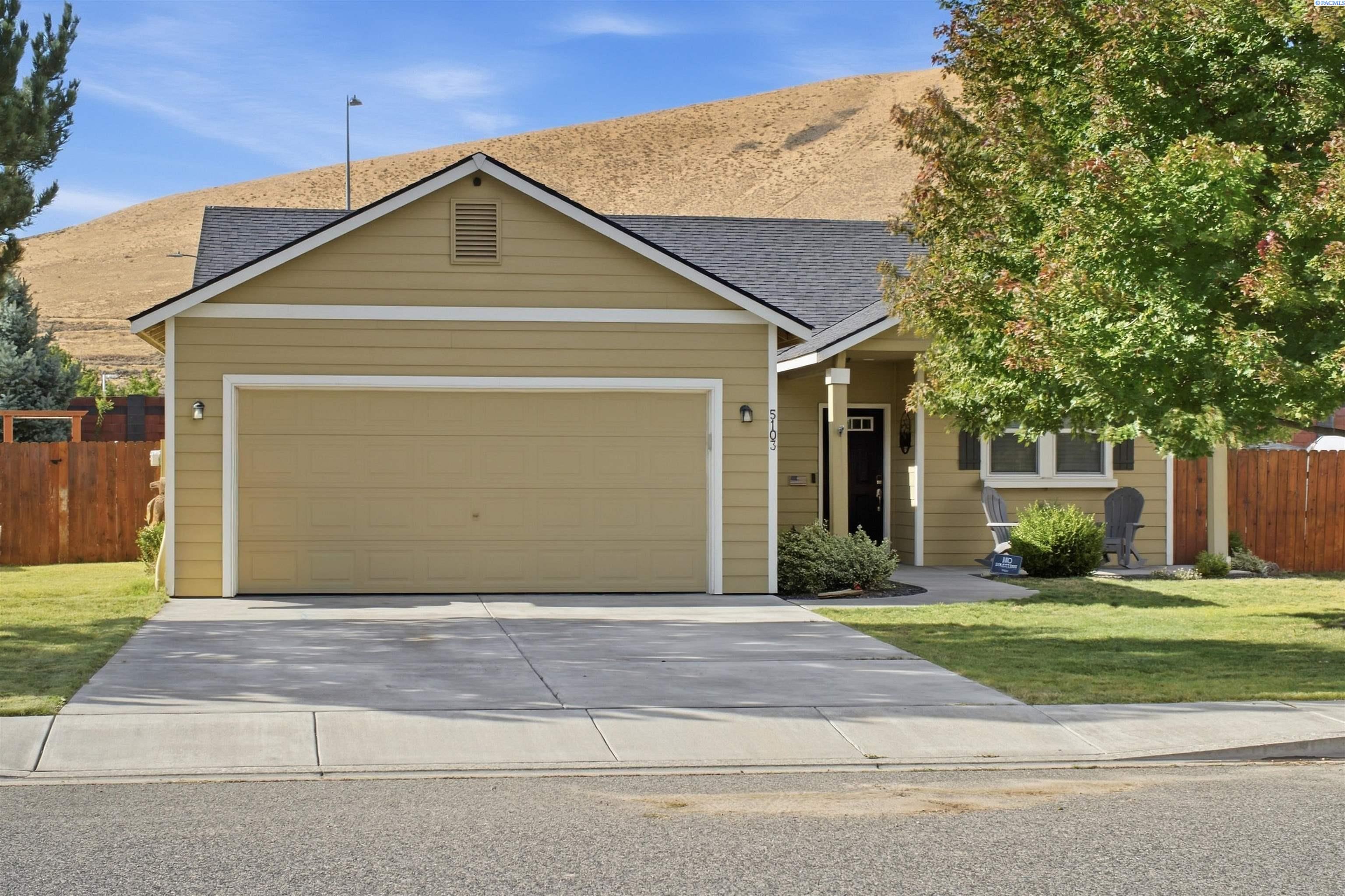 Photo 3 of Single family home for sale at 5103 Pinehurst St, West Richland, WA 99353 | MLS# PAC296448 | Listing updated on 2026-09-30