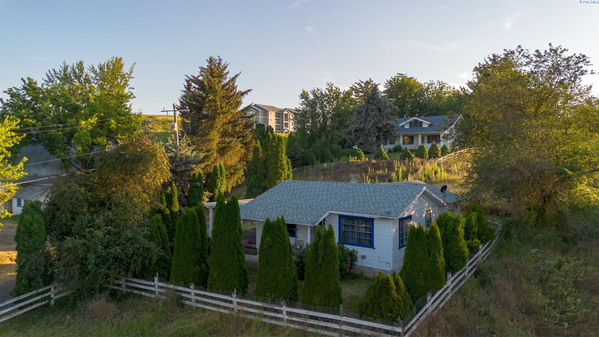 Multi family home for sale at 1903-1905 SE Johnson Ave, Pullman, WA 99163 | MLS# PAC296451