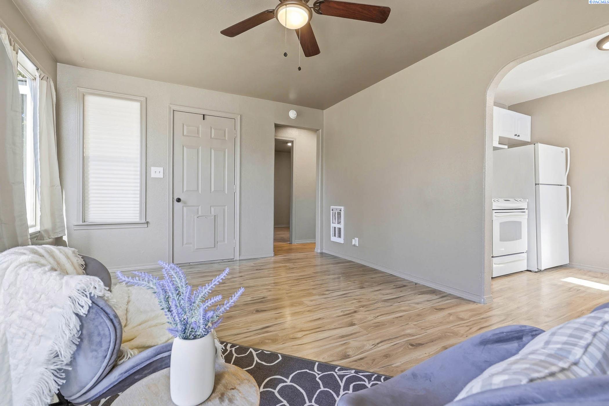 Photo 3 of Single family home for sale at 908 Chris Ave, Benton City, WA 99320 | MLS# PAC296459 | Listing updated on 2026-10-08