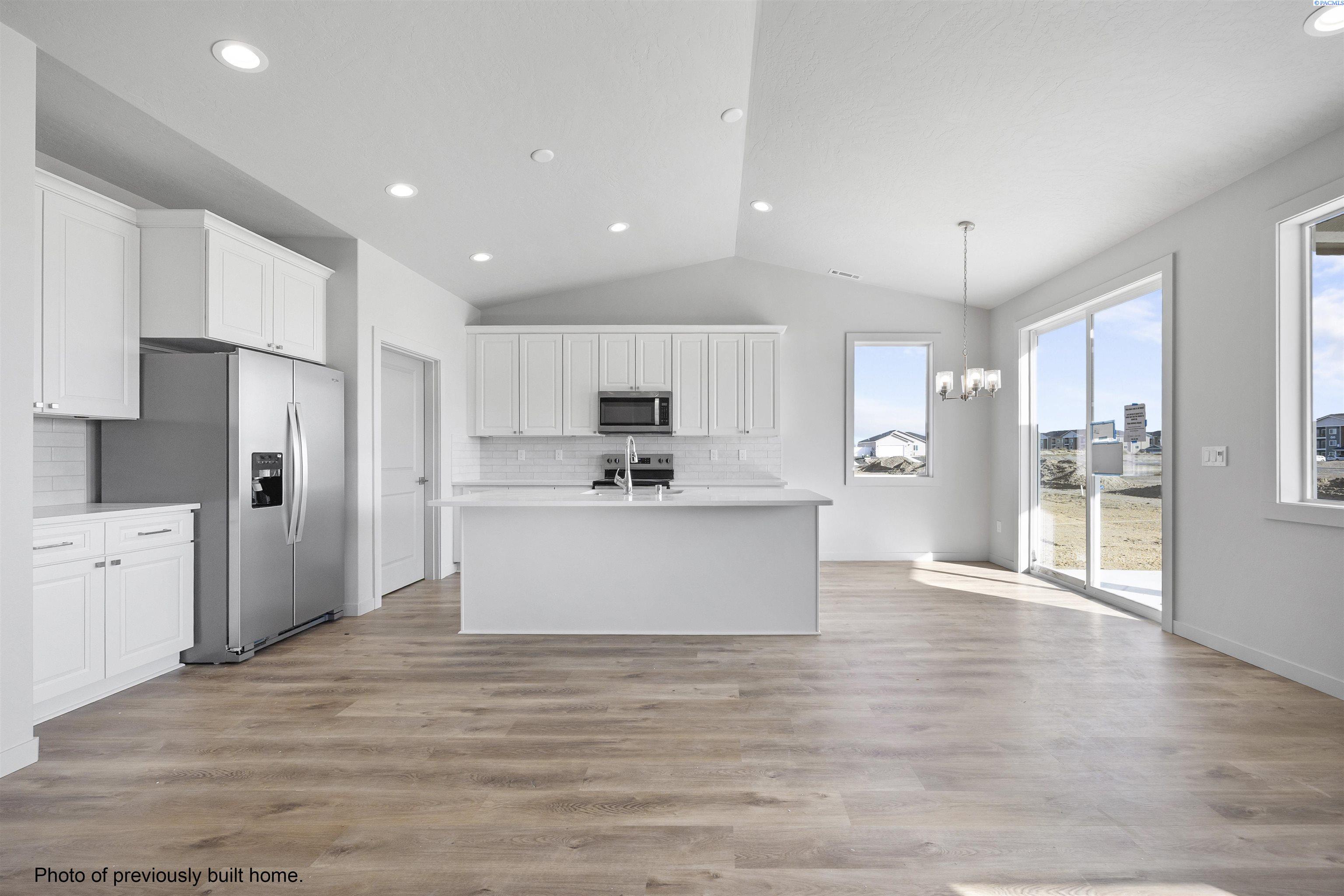 Photo 3 of Single family home for sale at 2905 Cross Ct, Pasco, WA 99301 | MLS# PAC296479 | Listing updated on 2026-09-18