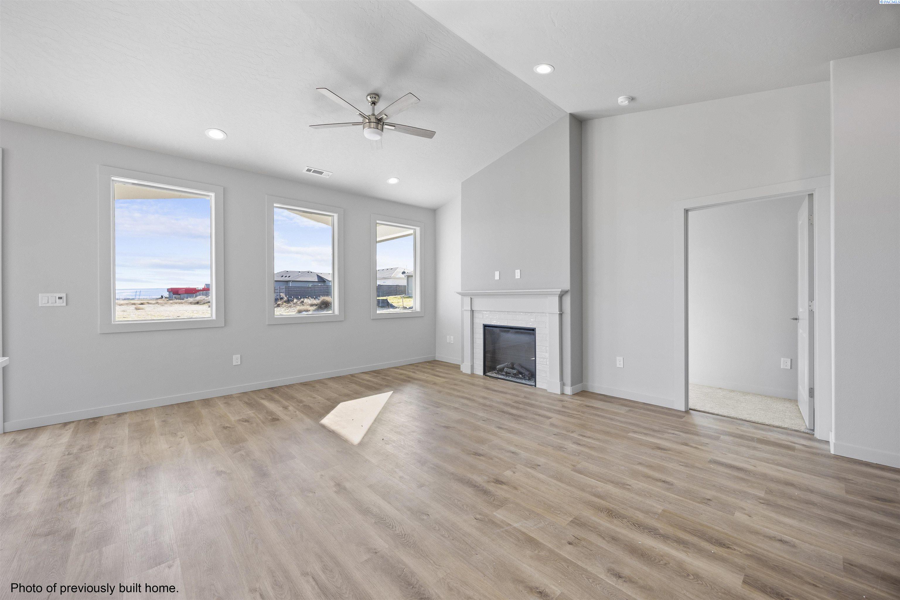 Photo 2 of Single family home for sale at 2905 Cross Ct, Pasco, WA 99301 | MLS# PAC296479 | Listing updated on 2026-09-18