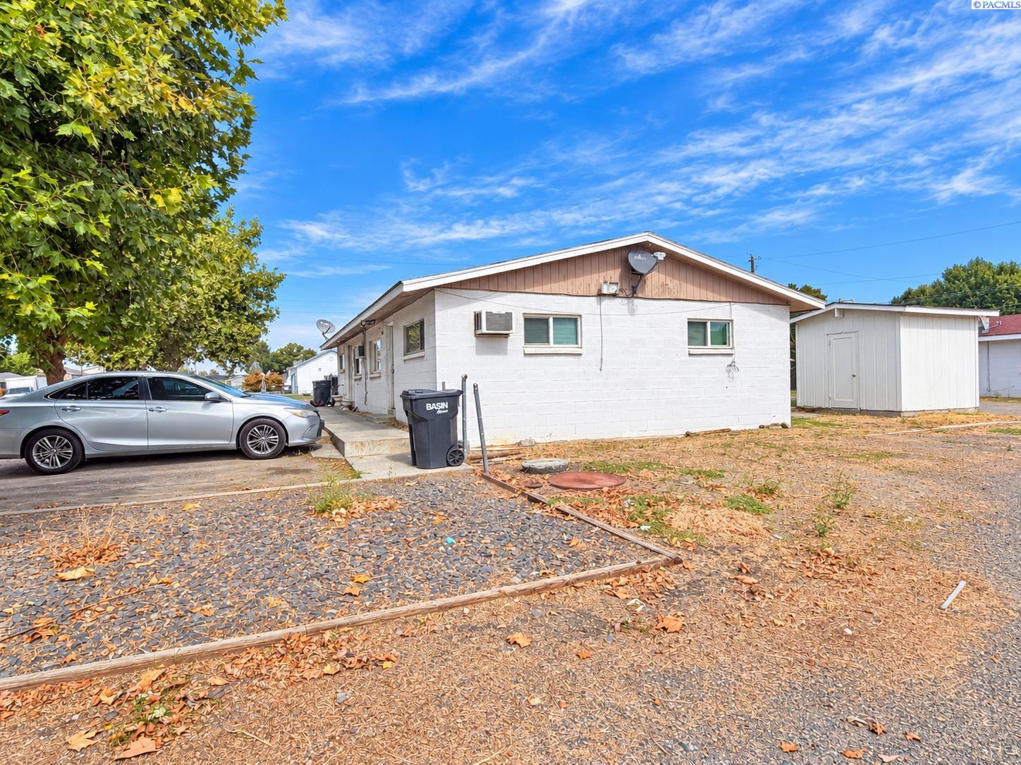 Photo 4 of House for sale at 2019 Road 33, Pasco, WA 99301 | MLS# PAC296500 | Listing updated on 2026-09-29
