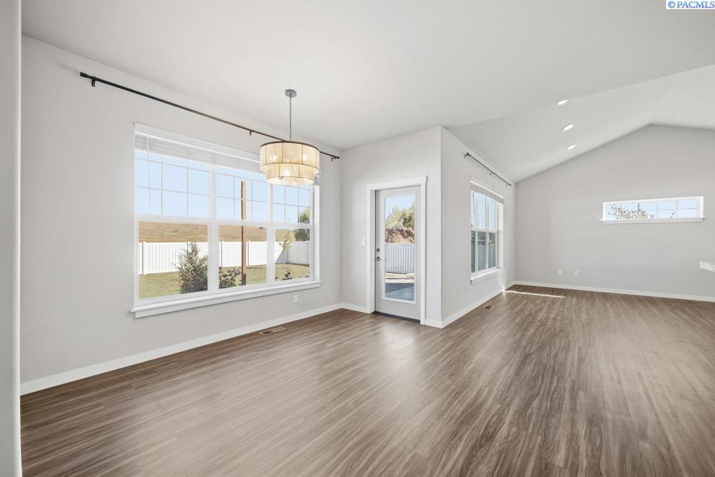 Photo 3 of Single family home for sale at 505 Prairie Ave, Uniontown, WA 99179 | MLS# PAC296508 | Listing updated on 2026-10-07
