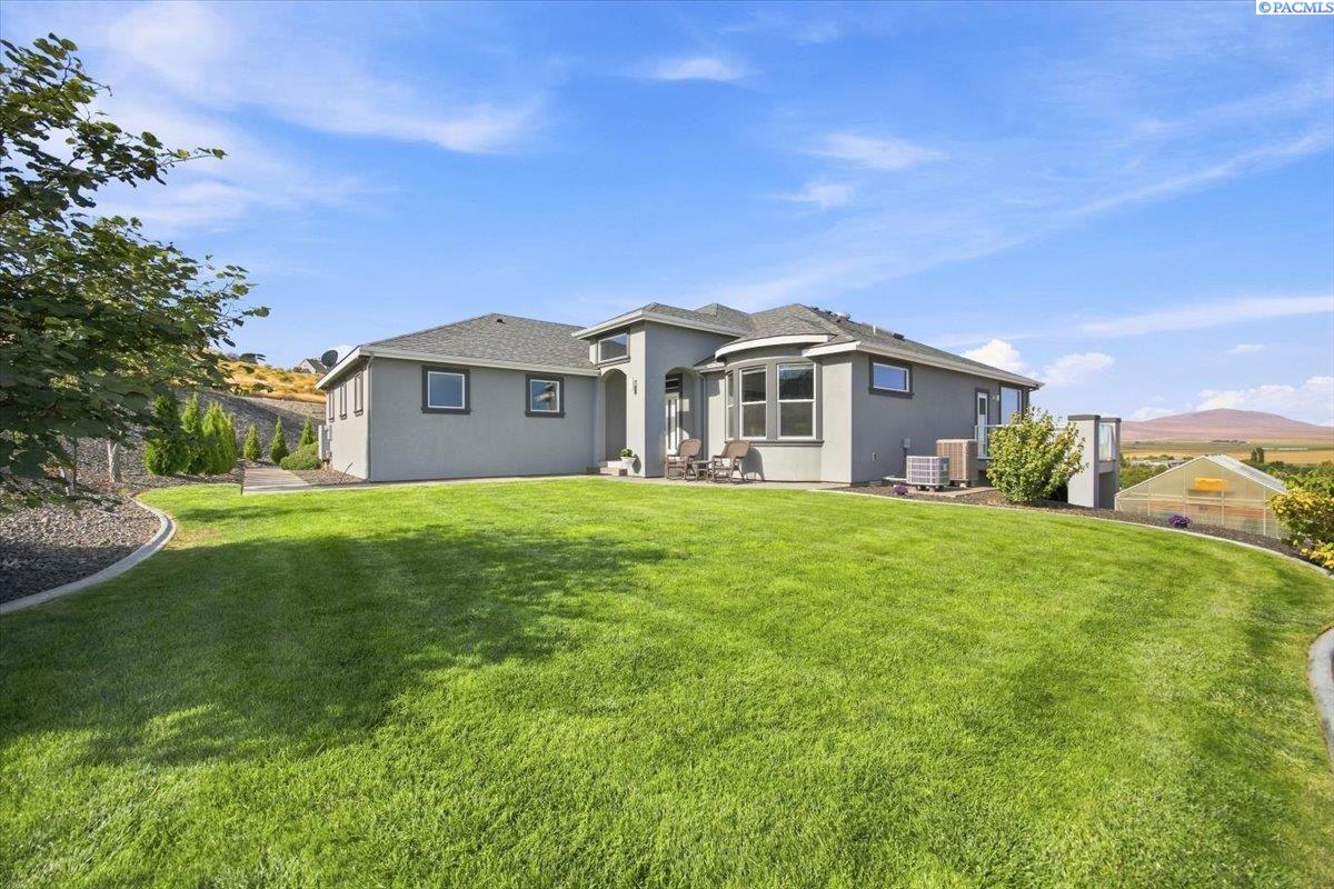 Photo 4 of Single family home for sale at 5880 S 58th Avenue, West Richland, WA 99353 | MLS# PAC296542 | Listing updated on 2026-09-20