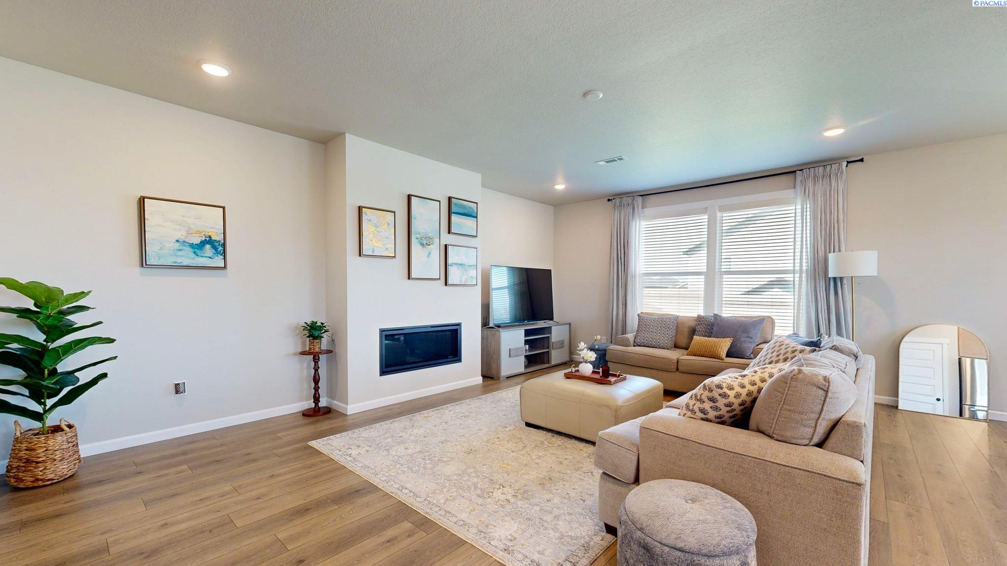 Photo 3 of Single family home for sale at 7788 Cardinal Peak St, West Richland, WA 99353 | MLS# PAC296552 | Listing updated on 2026-10-10