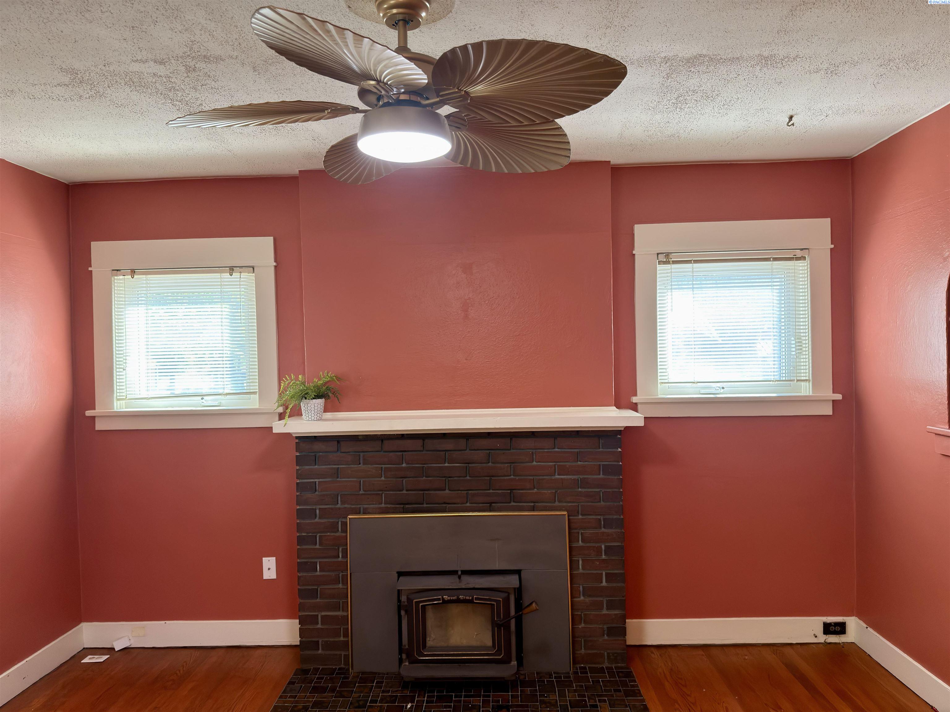 Photo 3 of Single family home for sale at 525 Se Side, Pullman, WA 99163 | MLS# PAC296566 | Listing updated on 2026-09-29