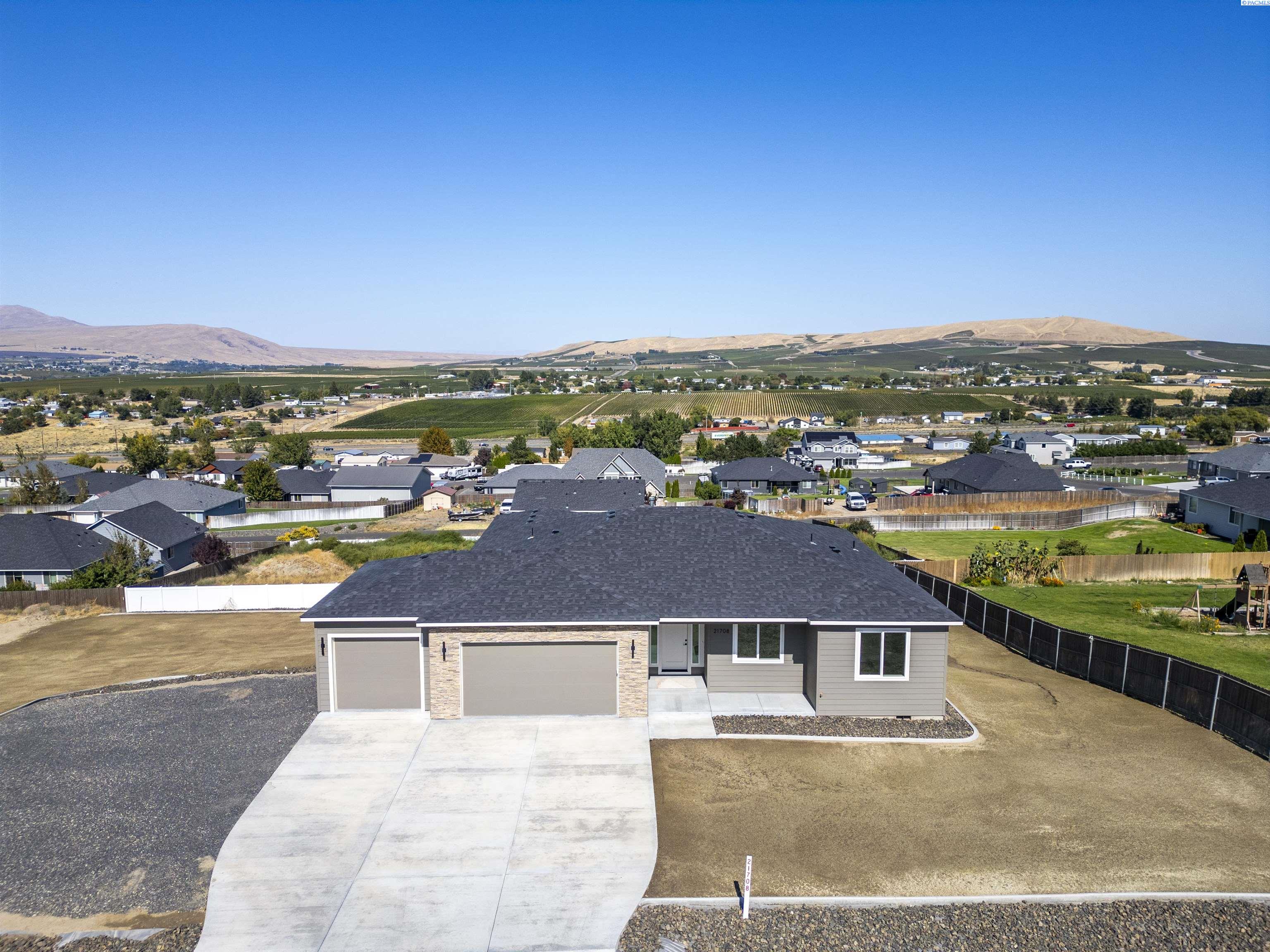 Single family home for sale at 21708 E Plum Pl, Benton City, WA 99320 | MLS# PAC296569 | Listing updated on 2026-10-09