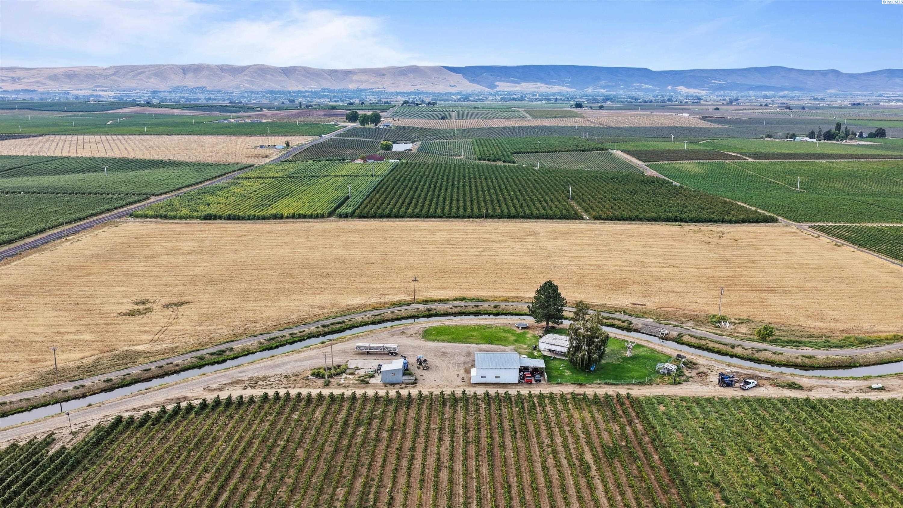 Photo 1 of Manufactured home for sale at 46608 N Gap Rd, Prosser, WA 99350 | MLS# PAC296584 | Listing updated on 2026-10-10