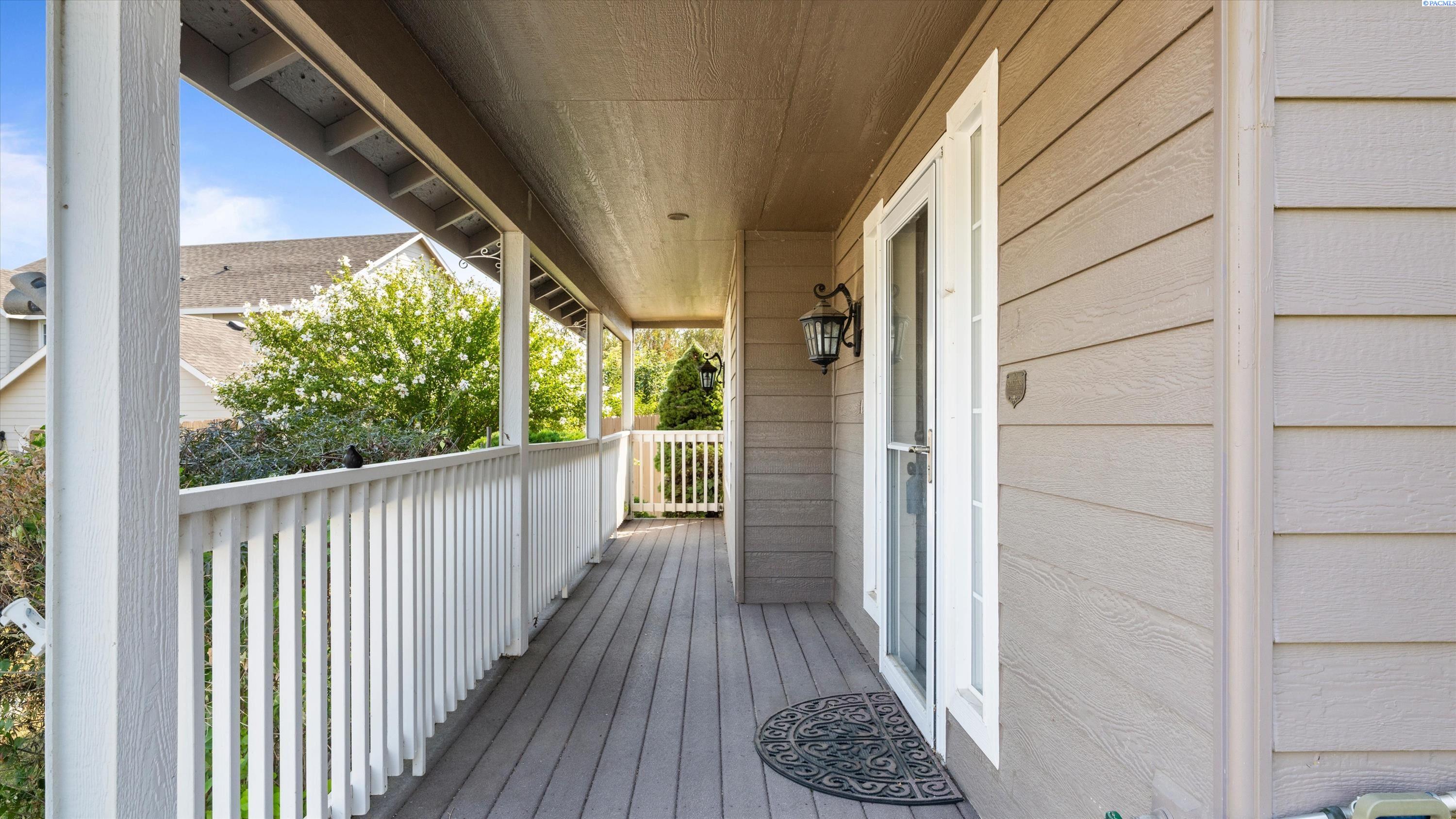 Photo 3 of Single family home for sale at 1615 W 24th Place, Kennewick, WA 99337 | MLS# PAC296648 | Listing updated on 2026-10-09