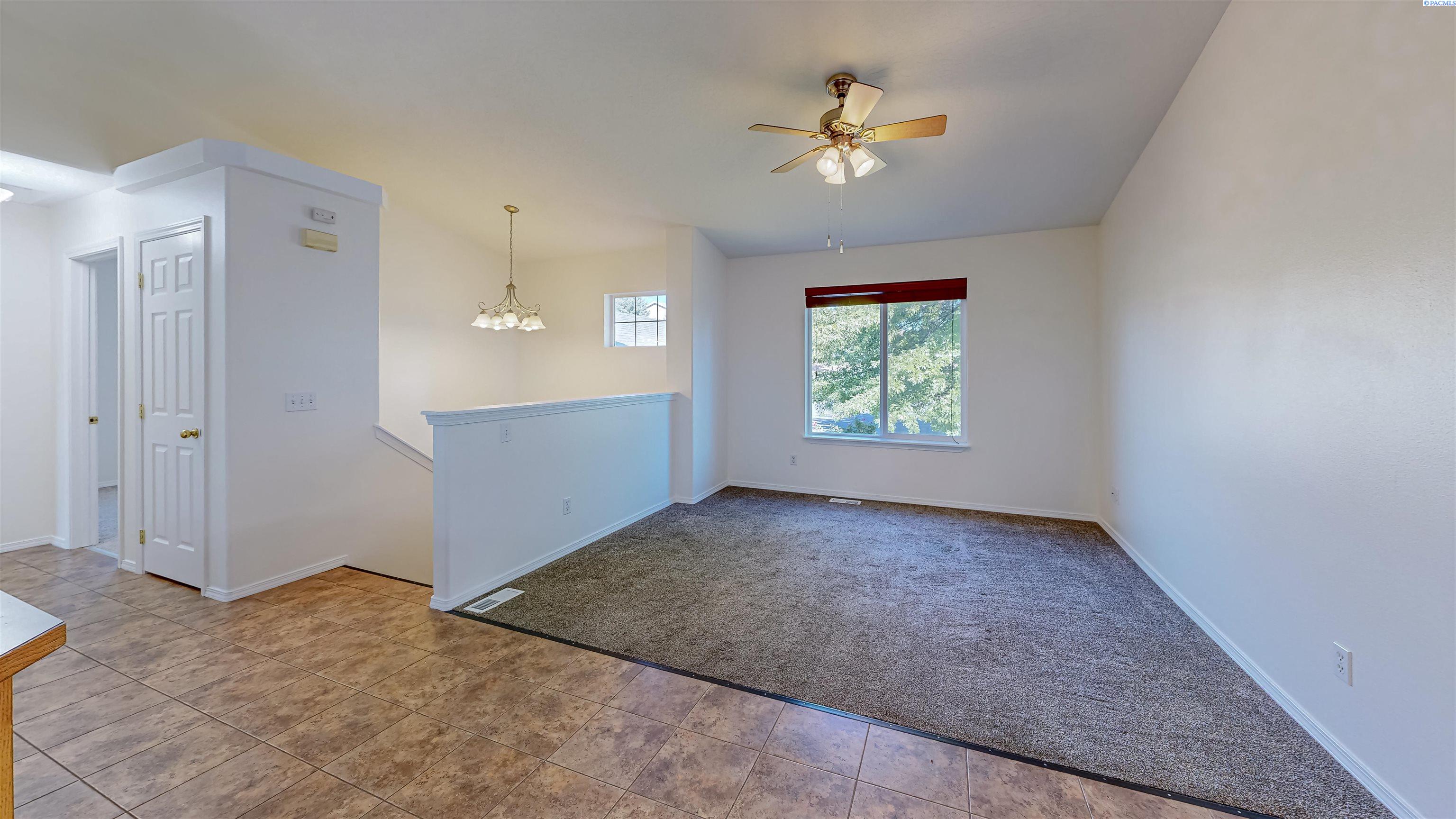 Photo 3 of Single family home for sale at 1965 Nw Arcadia Dr, Pullman, WA 99163 | MLS# PAC296688 | Listing updated on 2026-10-01