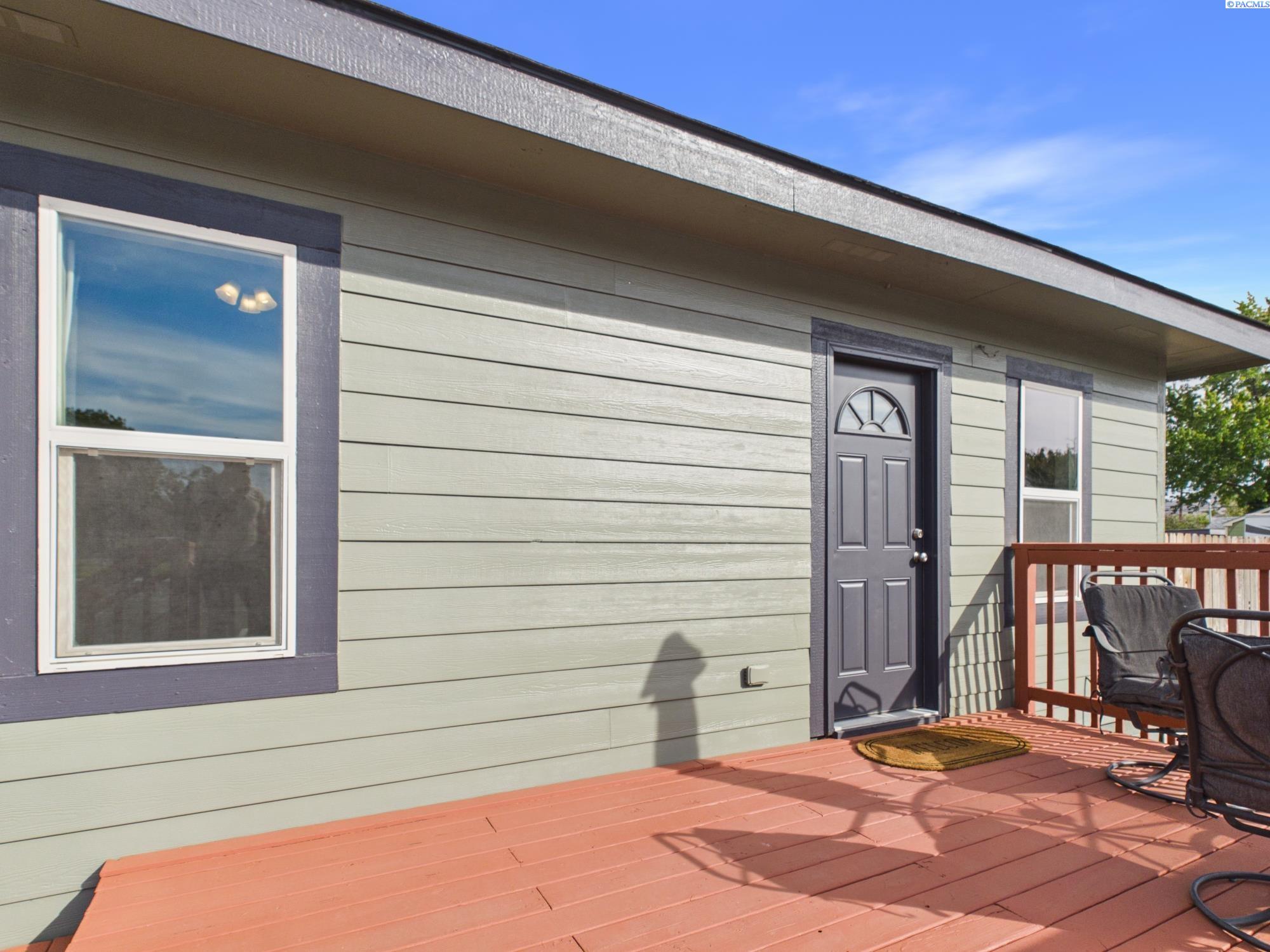 Photo 4 of Single family home for sale at 810 9th Street, Benton City, WA 99320 | MLS# PAC296696 | Listing updated on 2026-09-25
