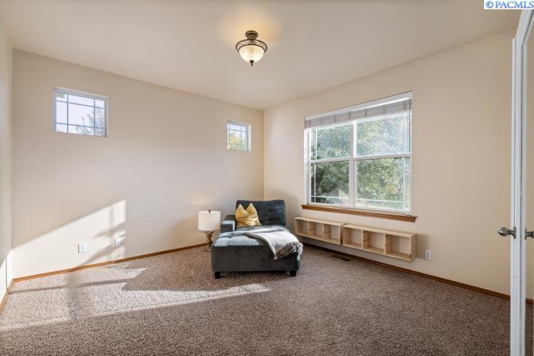 Photo 3 of Single family home for sale at 5400 Kenra Loop, West Richland, WA 99353 | MLS# PAC296728 | Listing updated on 2026-10-09