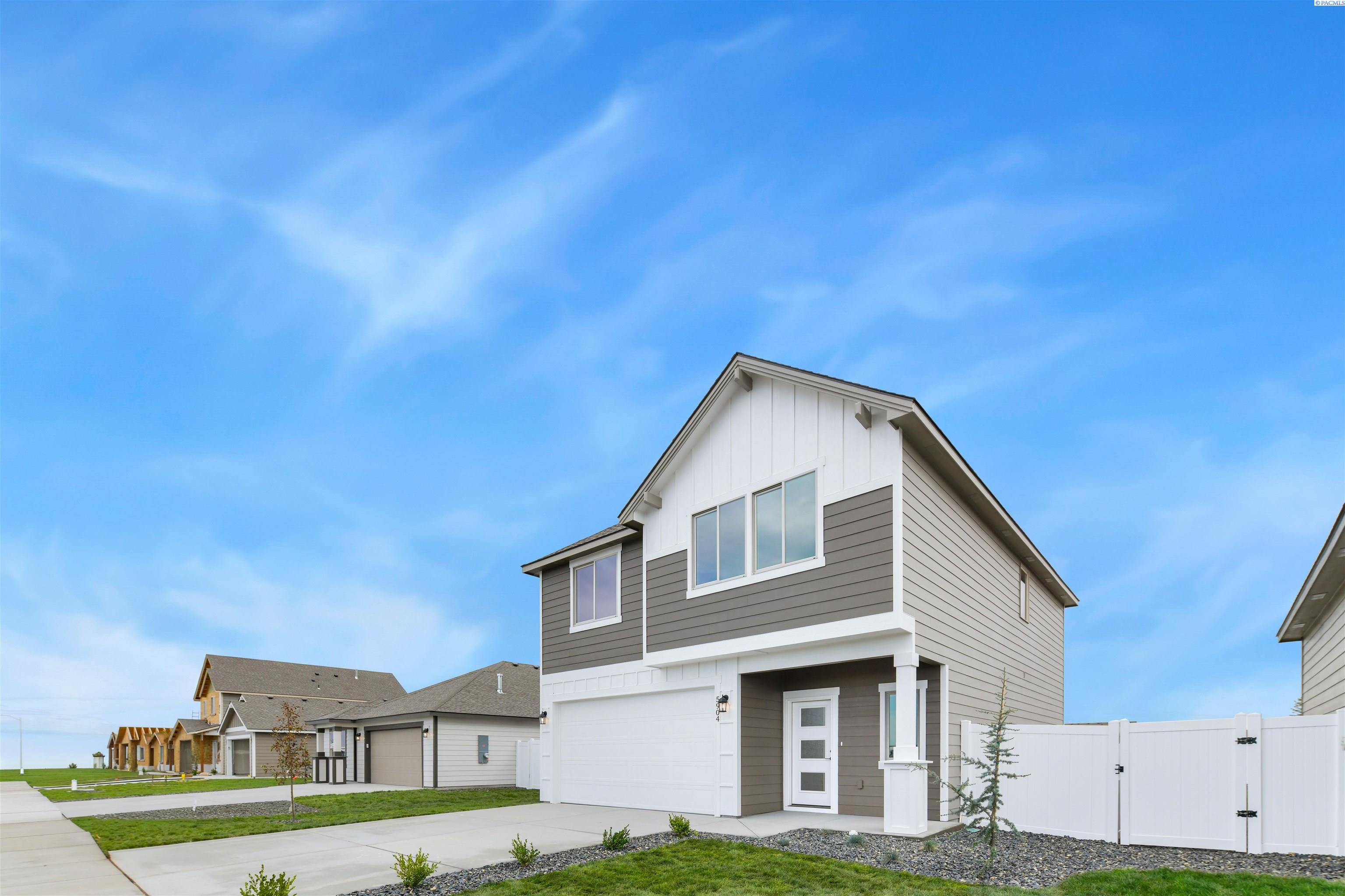 Photo 2 of Single family home for sale at 5904 Redtail Dr, Pasco, WA 99301 | MLS# PAC296737 | Listing updated on 2026-09-30